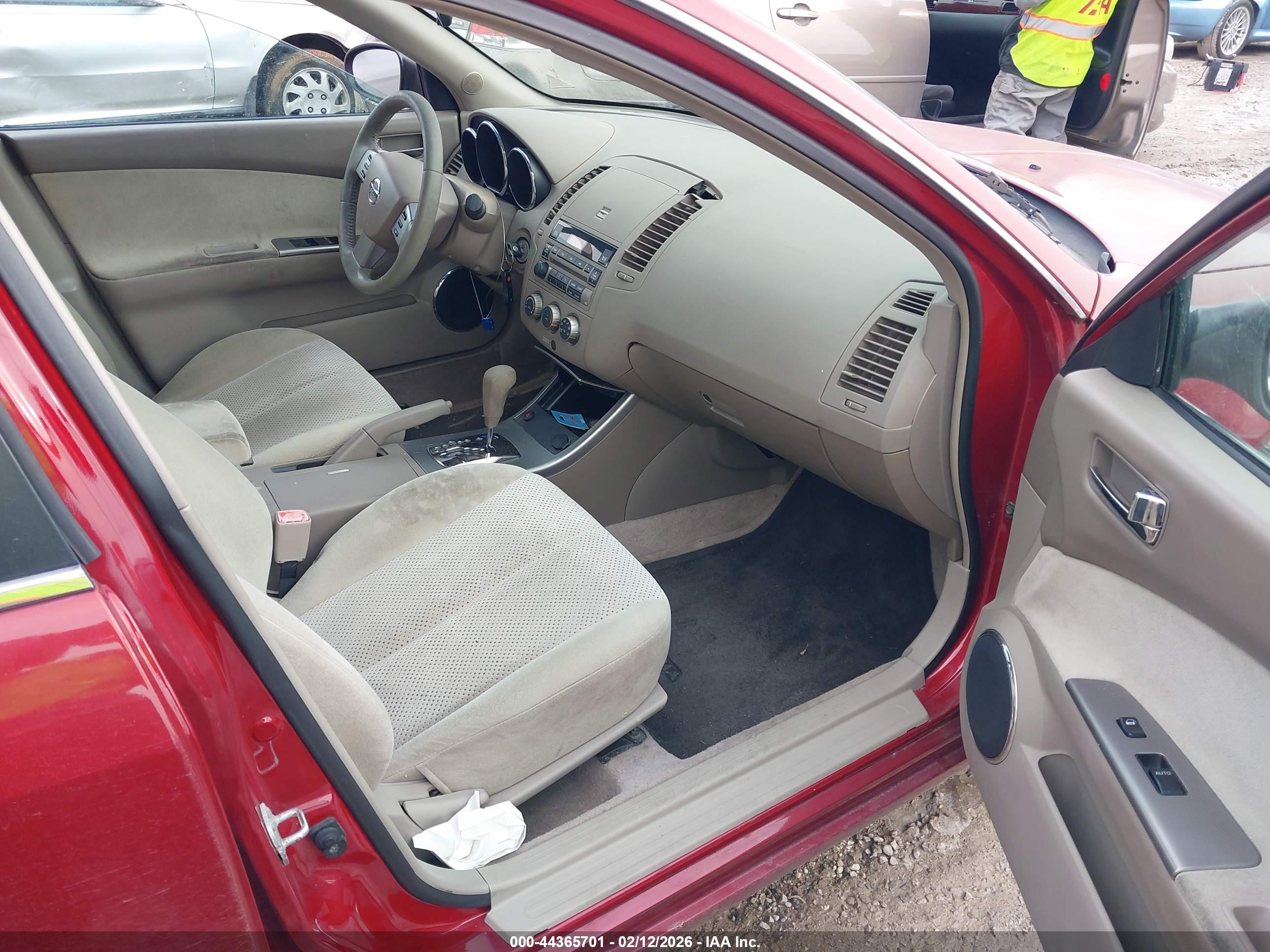 NISSAN ALTIMA image 5