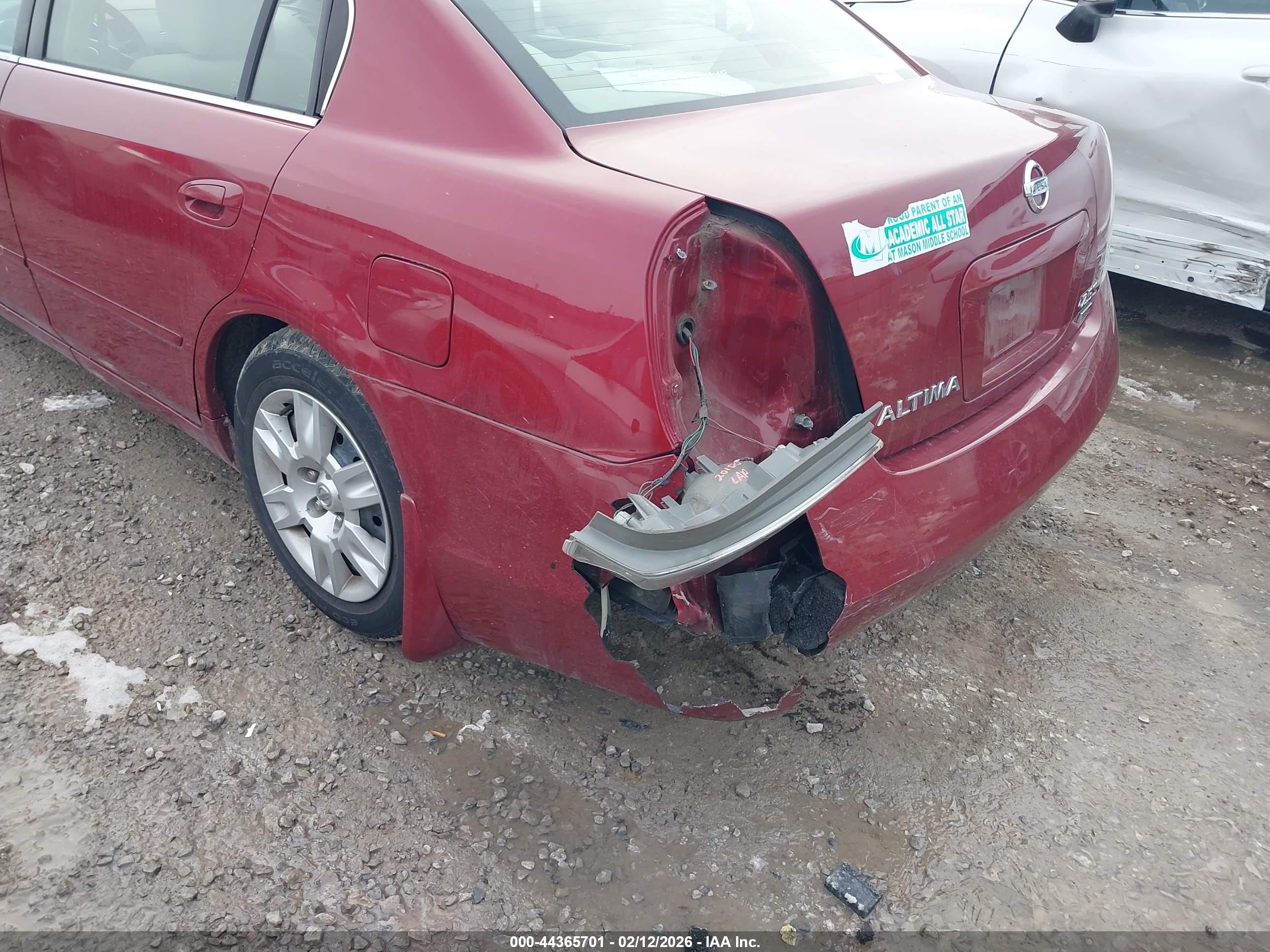NISSAN ALTIMA image 6