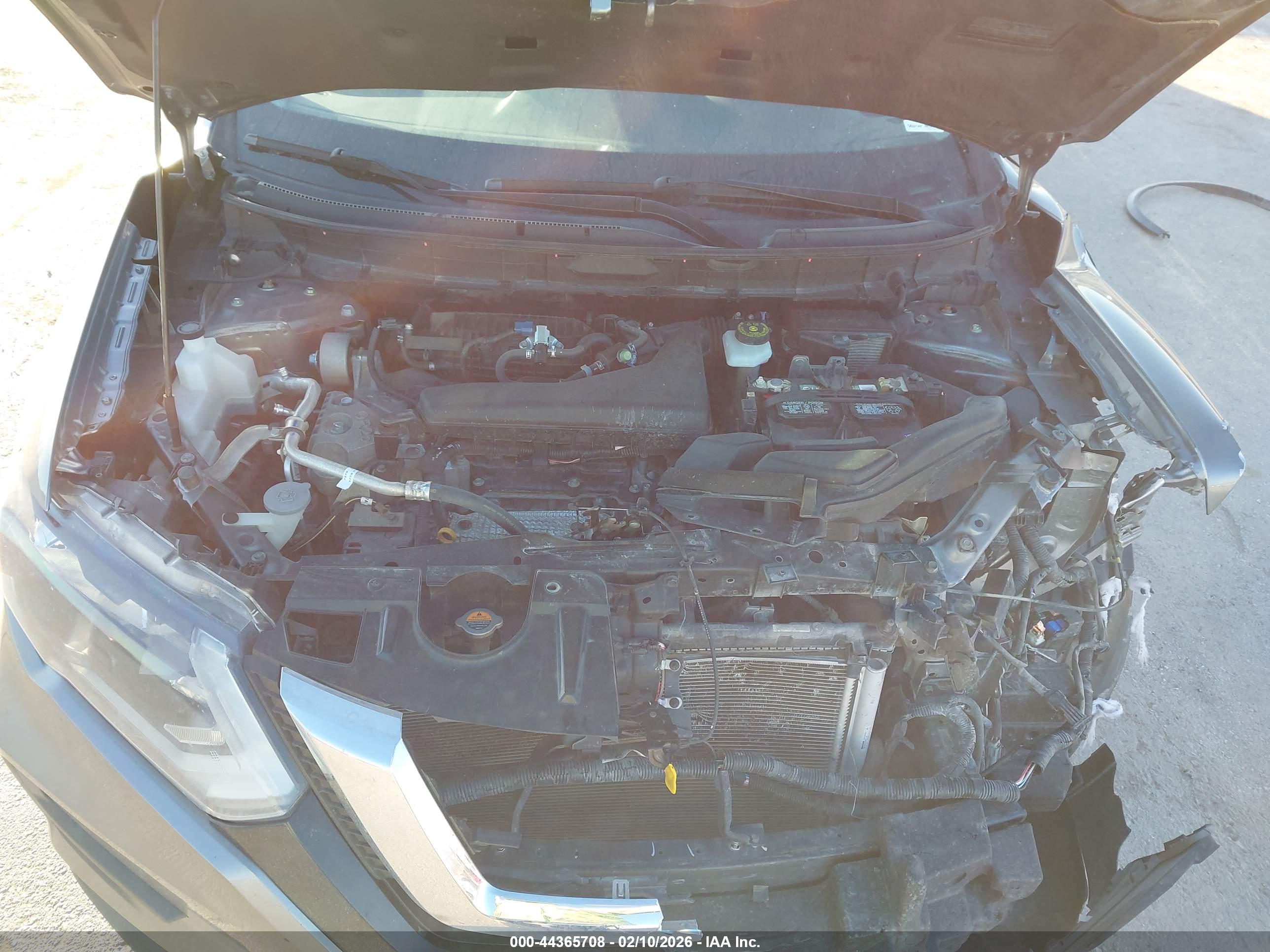 NISSAN ROGUE image 10