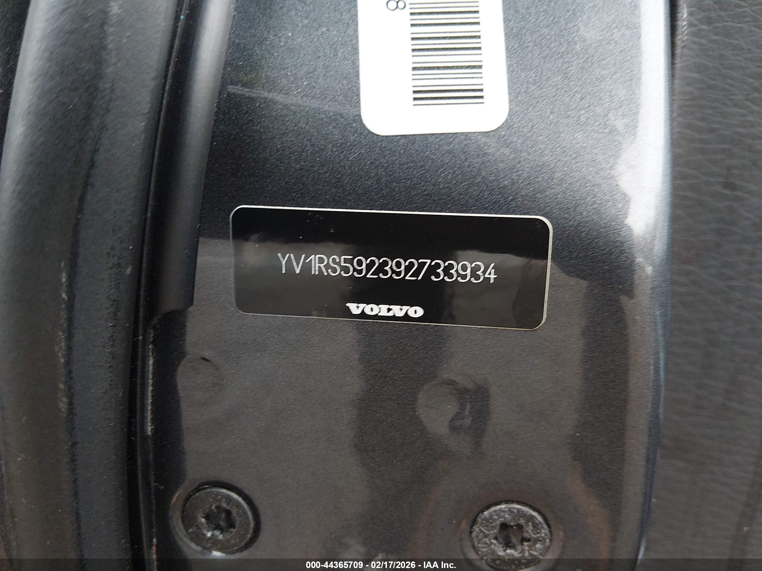 VOLVO S60 image 9