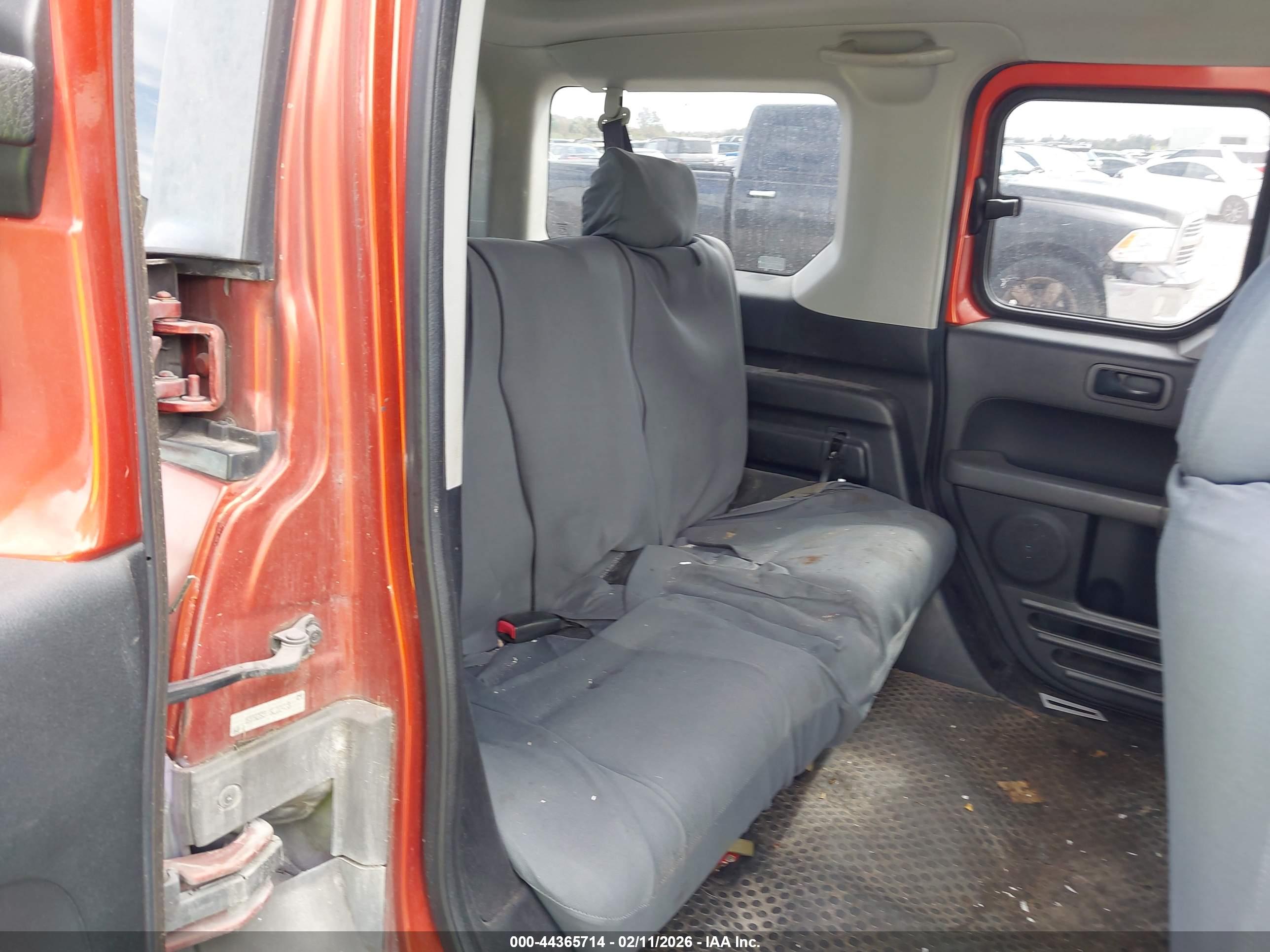 HONDA ELEMENT image 8