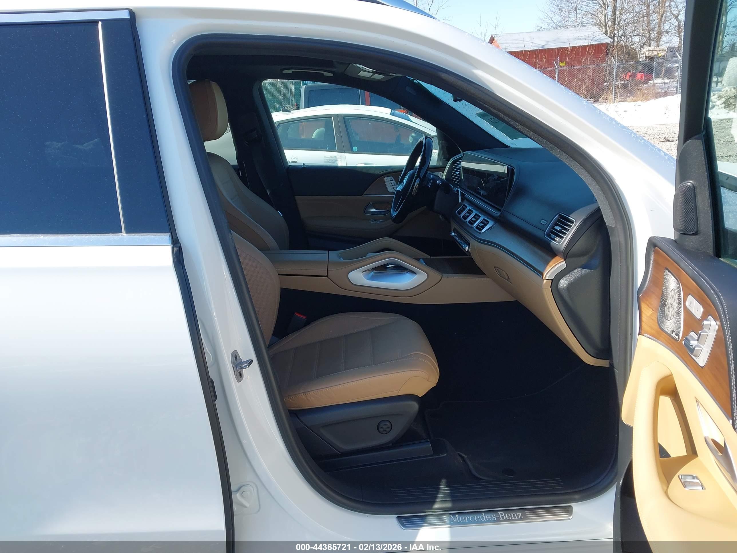 MERCEDES-BENZ GLE image 5