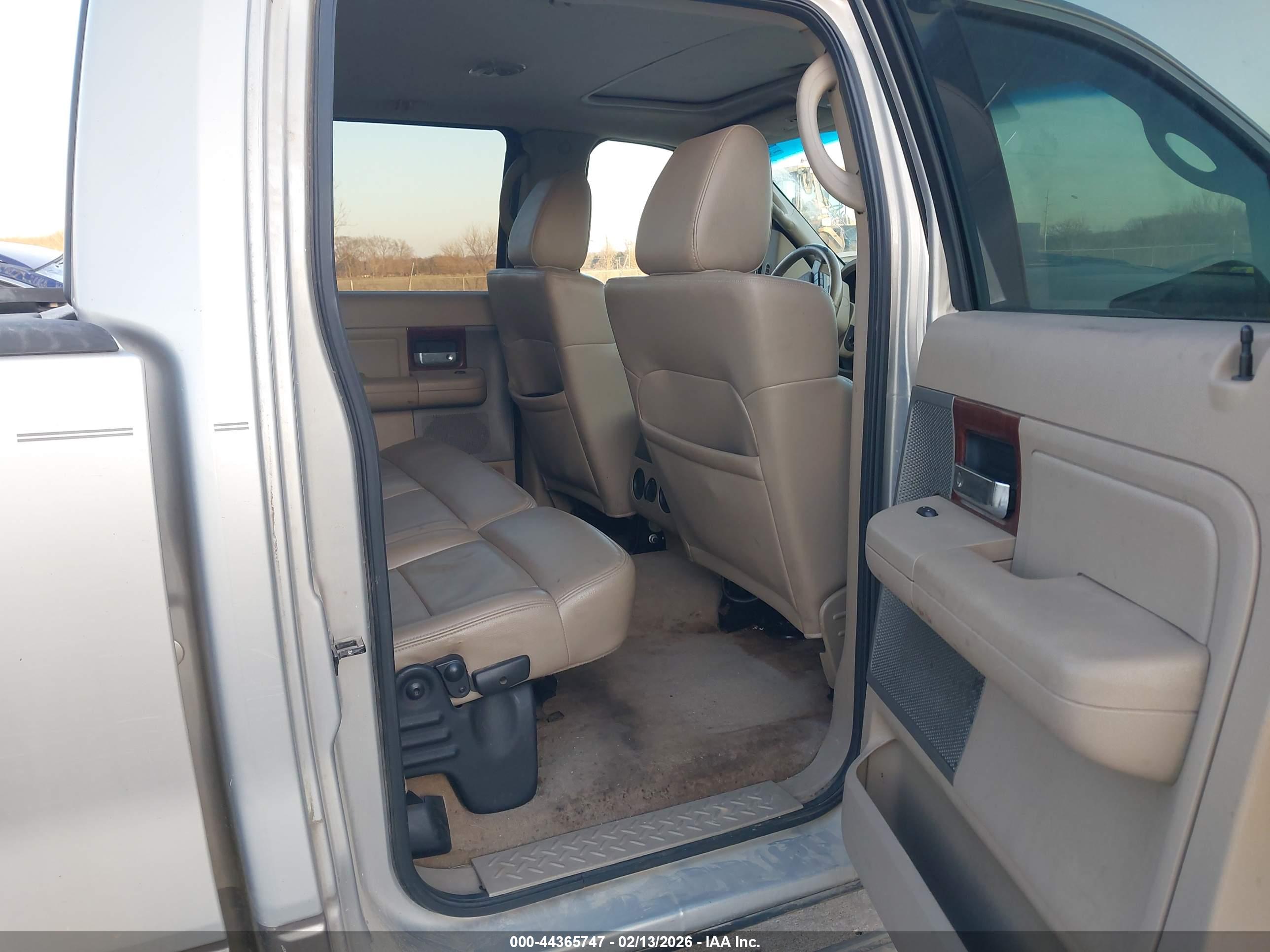 FORD F-150 image 8