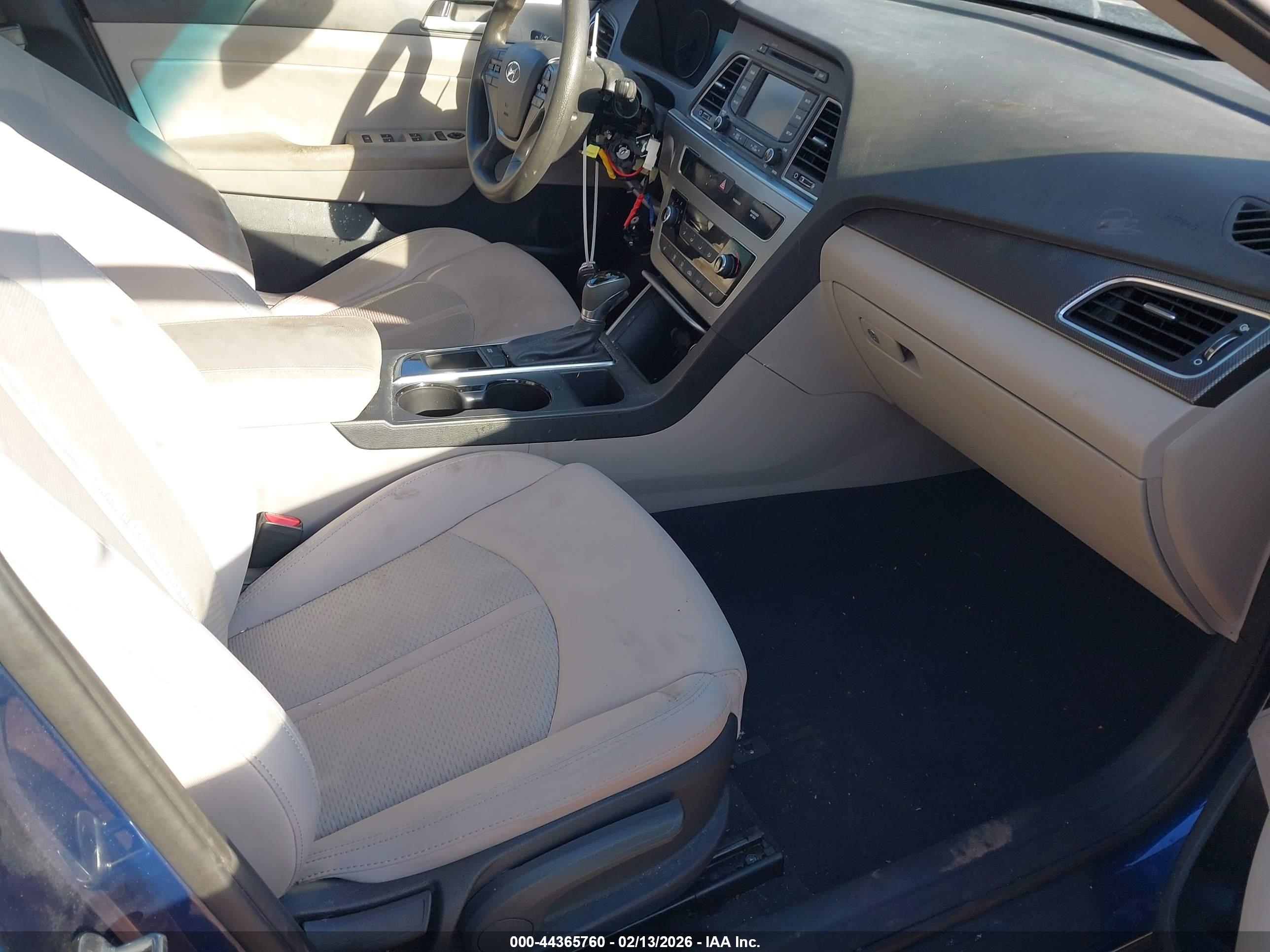 HYUNDAI SONATA image 5