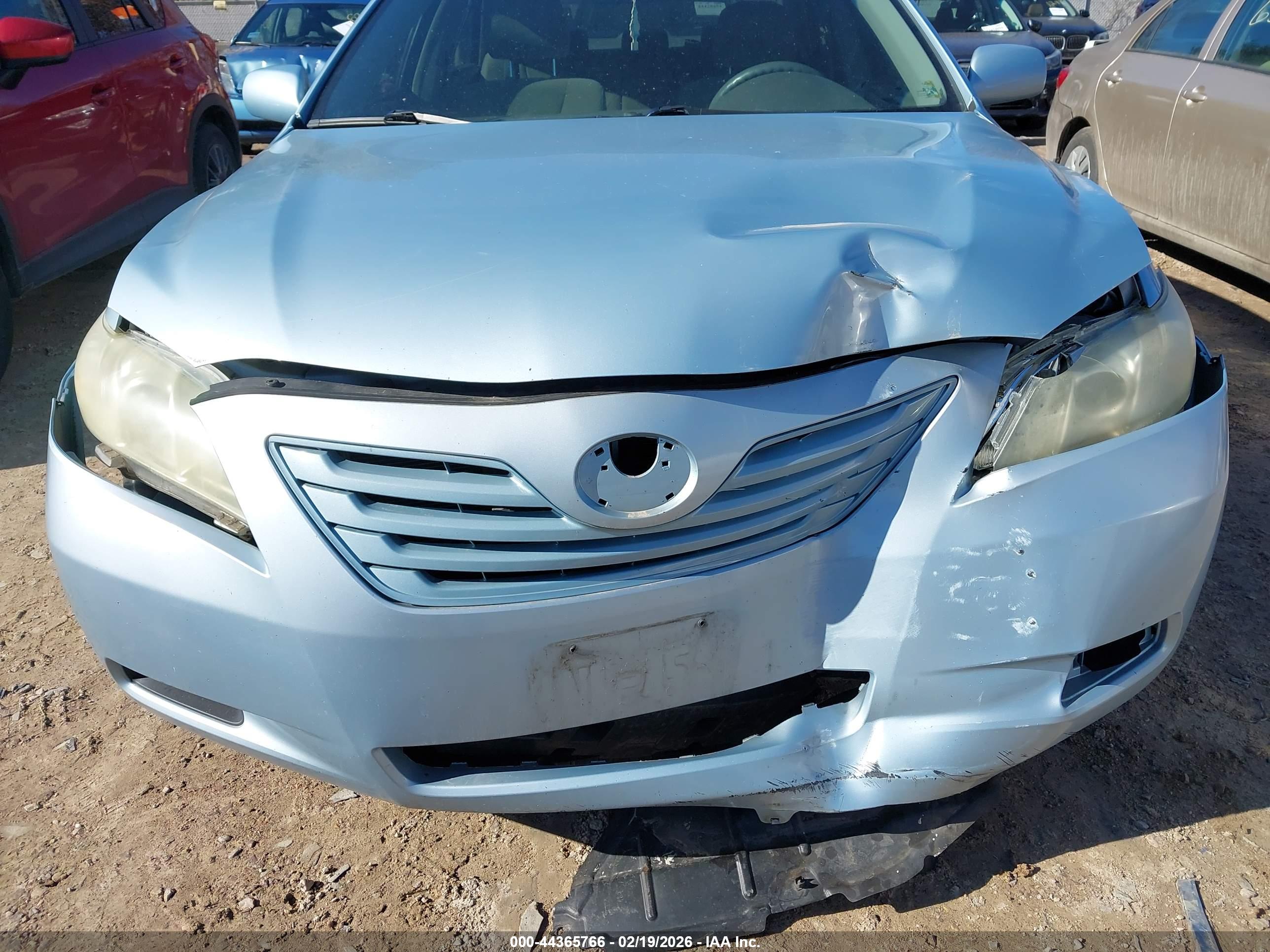 TOYOTA CAMRY image 6