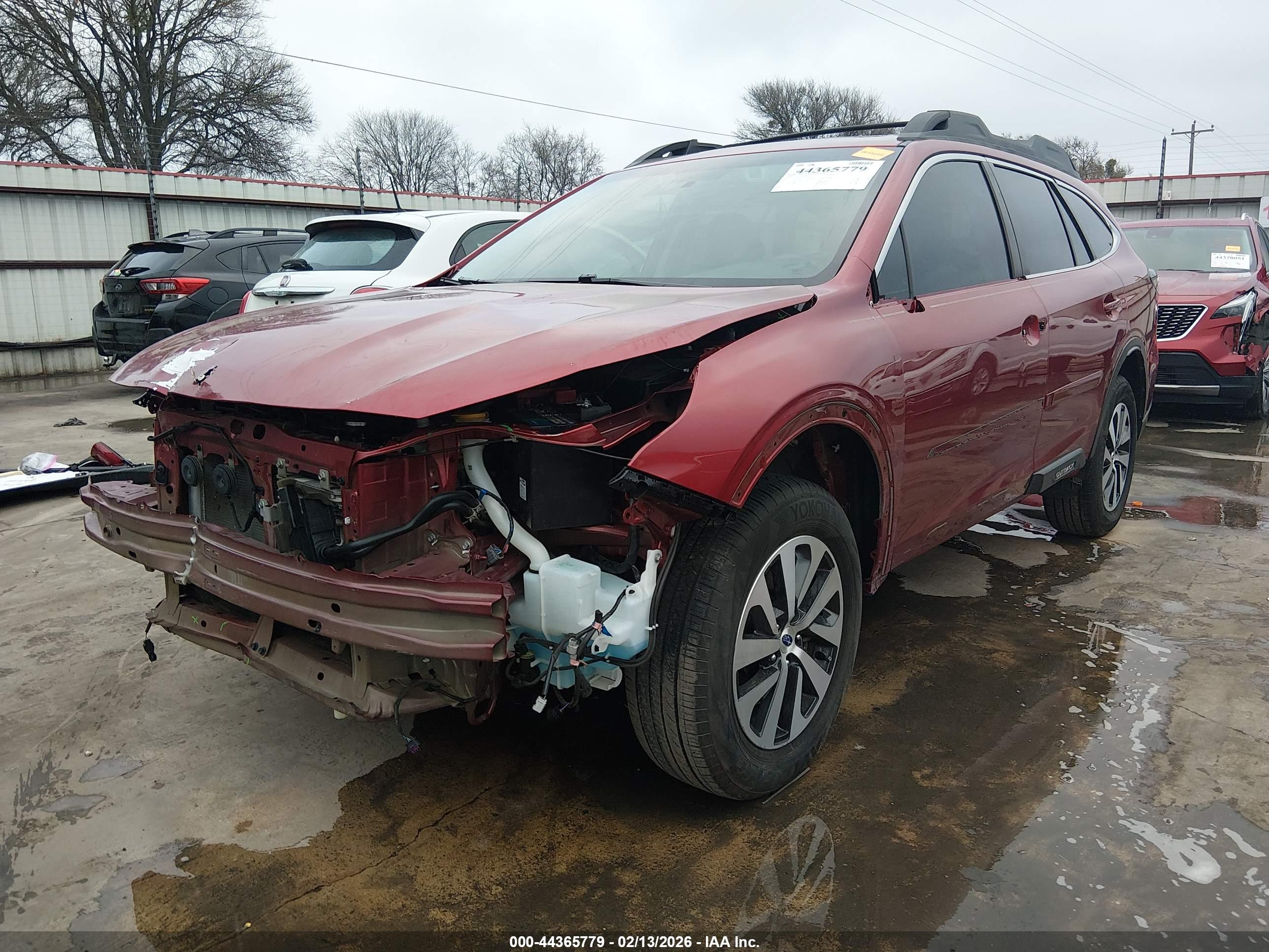 SUBARU OUTBACK image 2