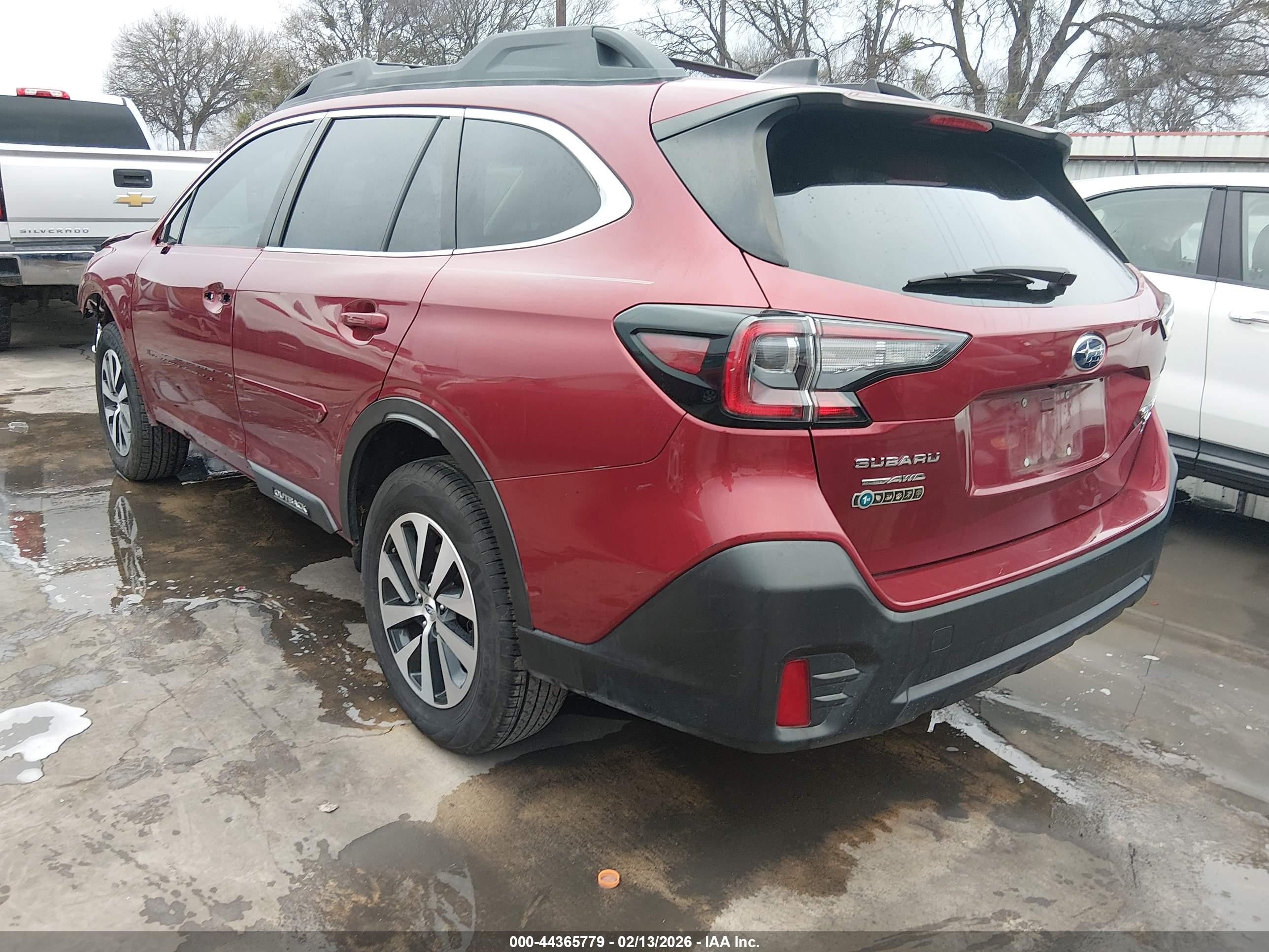 SUBARU OUTBACK image 3