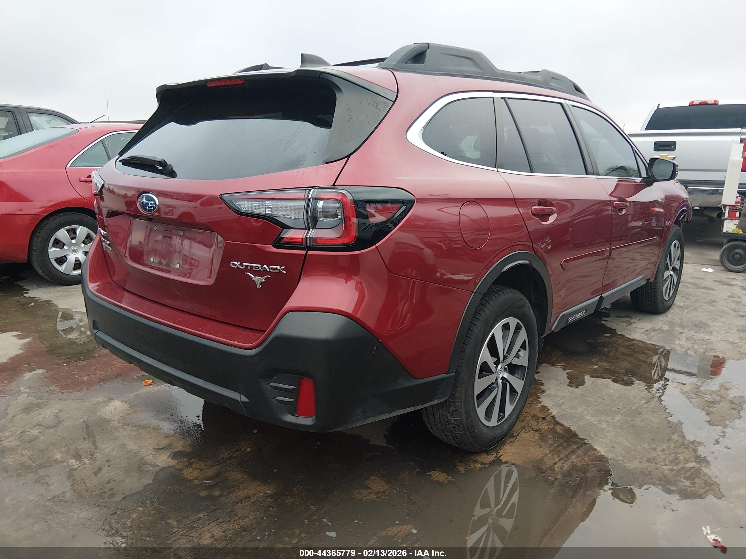 SUBARU OUTBACK image 4