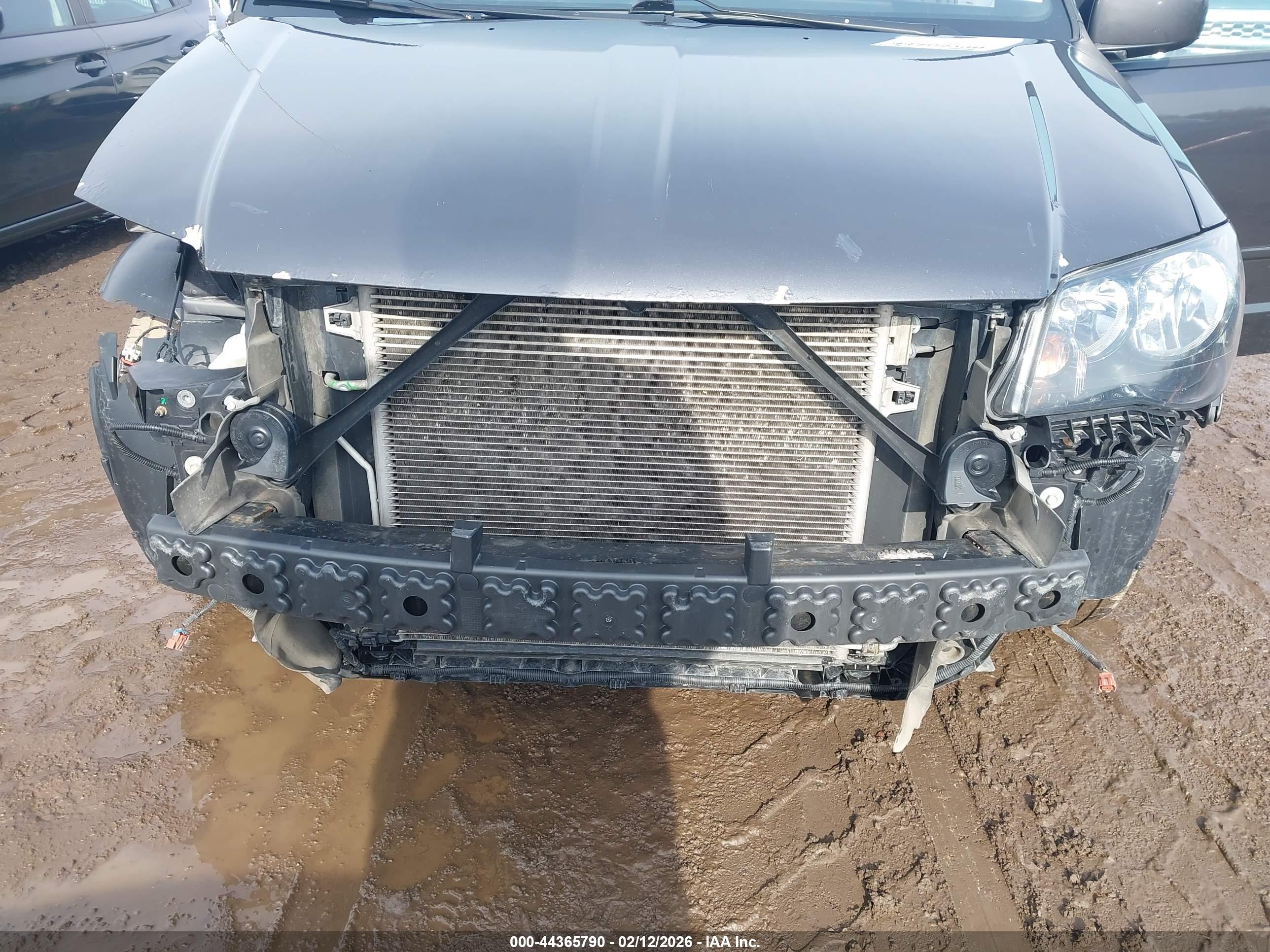 DODGE GRAND image 6