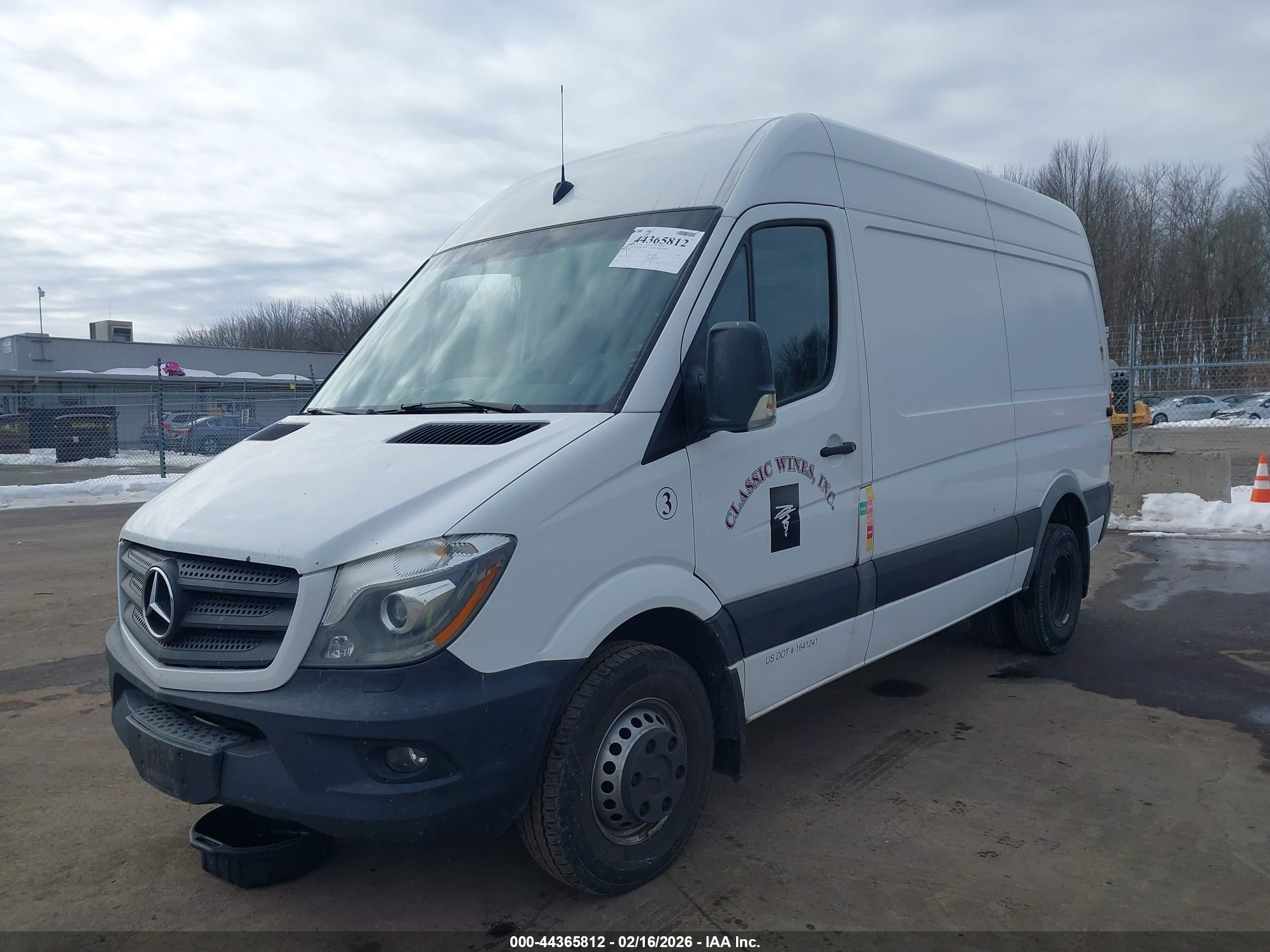 MERCEDES-BENZ SPRINTER image 2