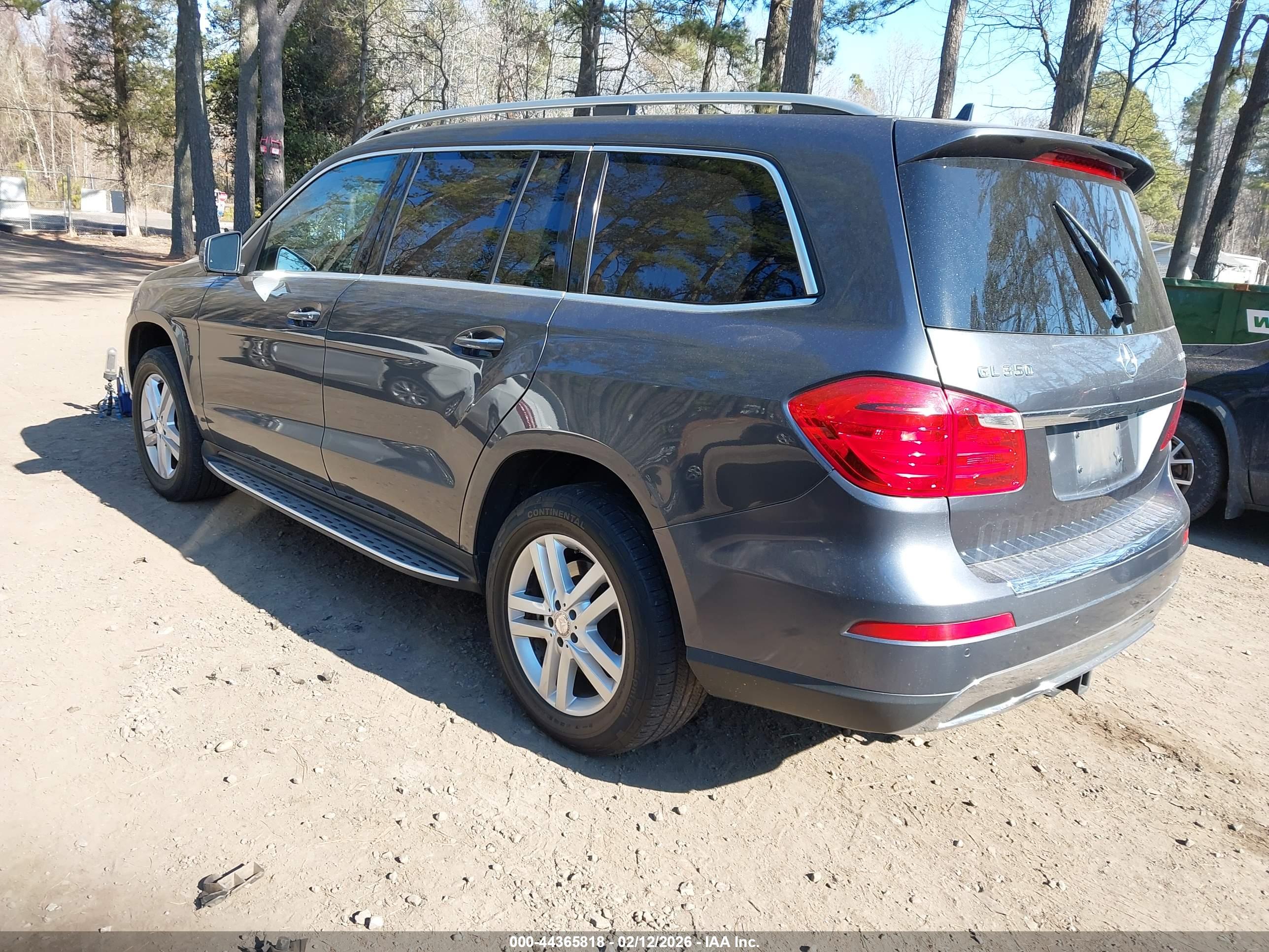 MERCEDES-BENZ GL image 3