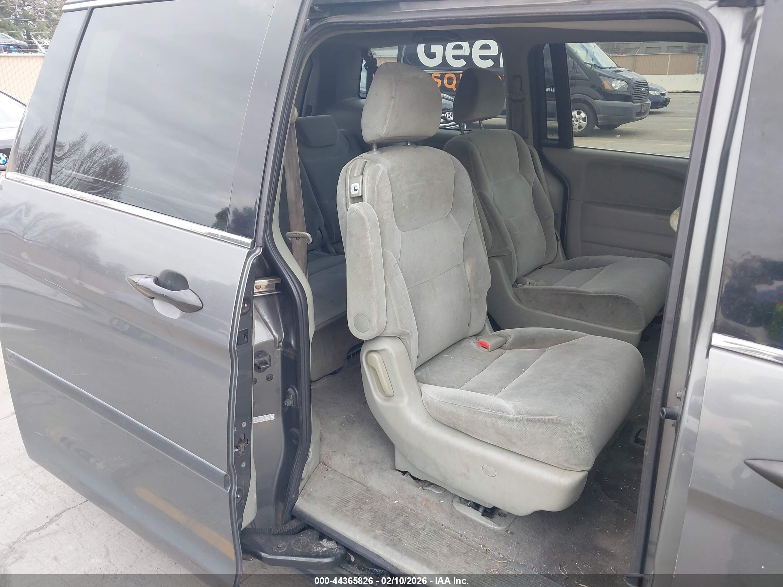 HONDA ODYSSEY image 8