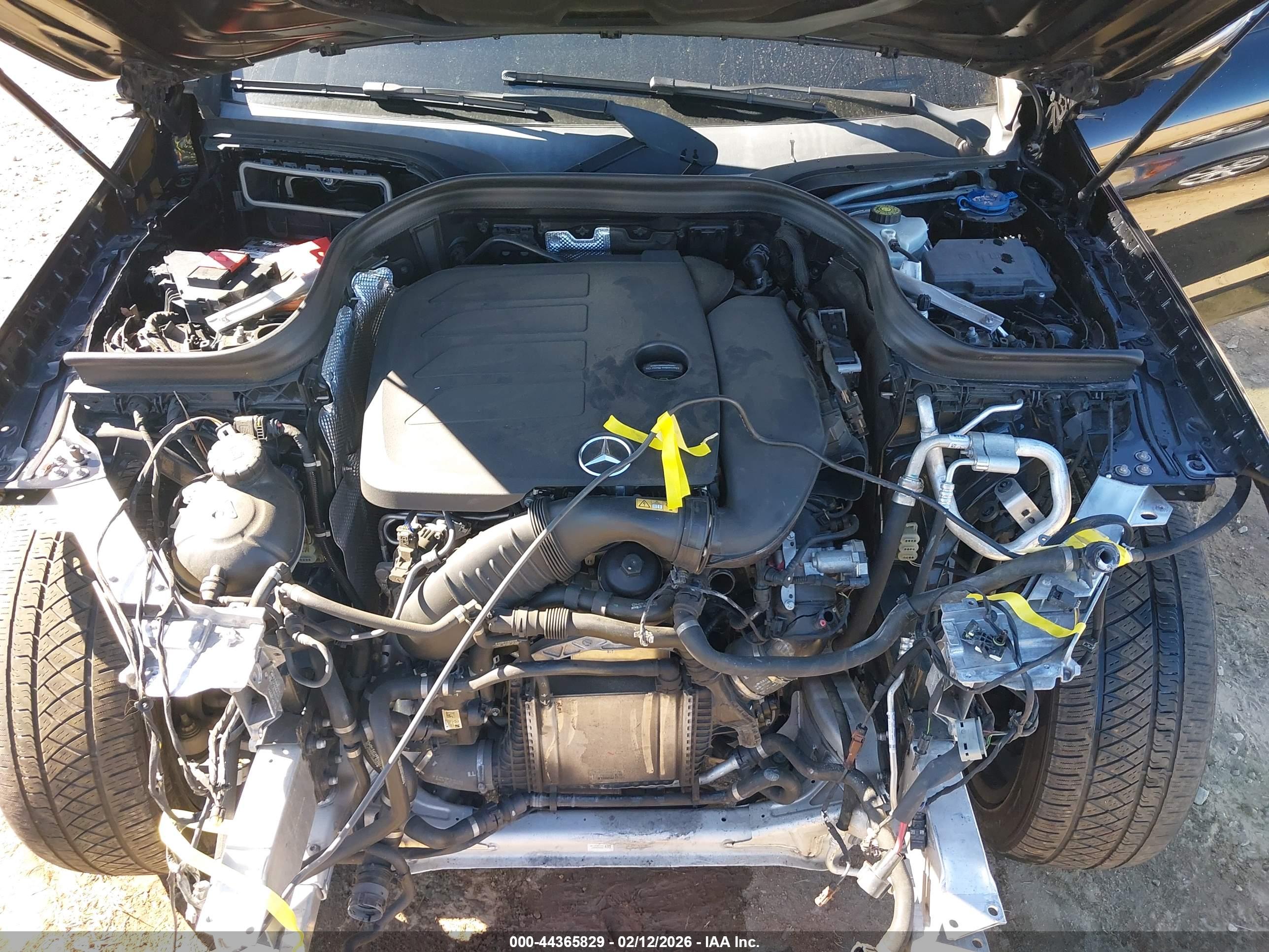MERCEDES-BENZ GLC image 10