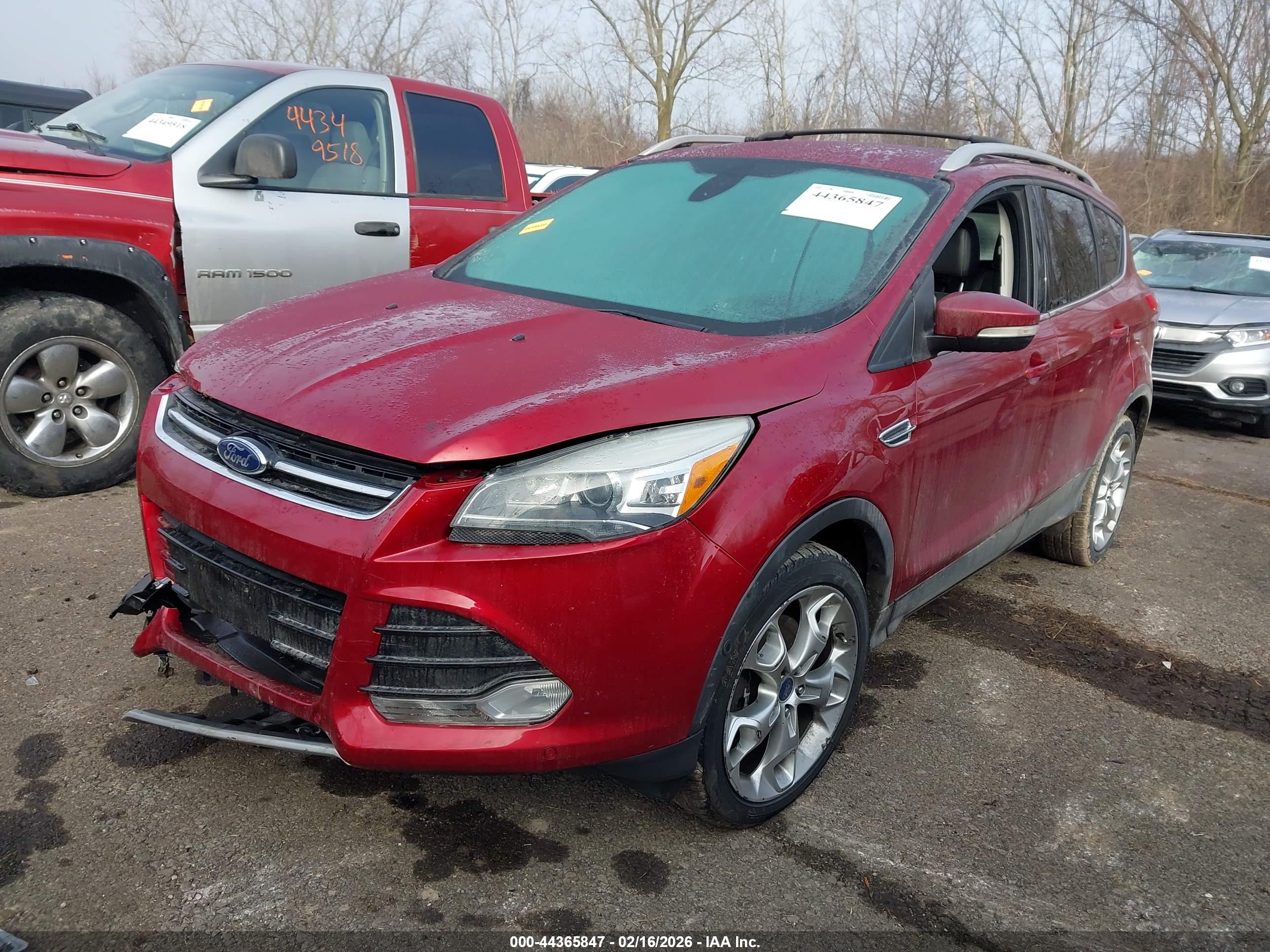 FORD ESCAPE image 2