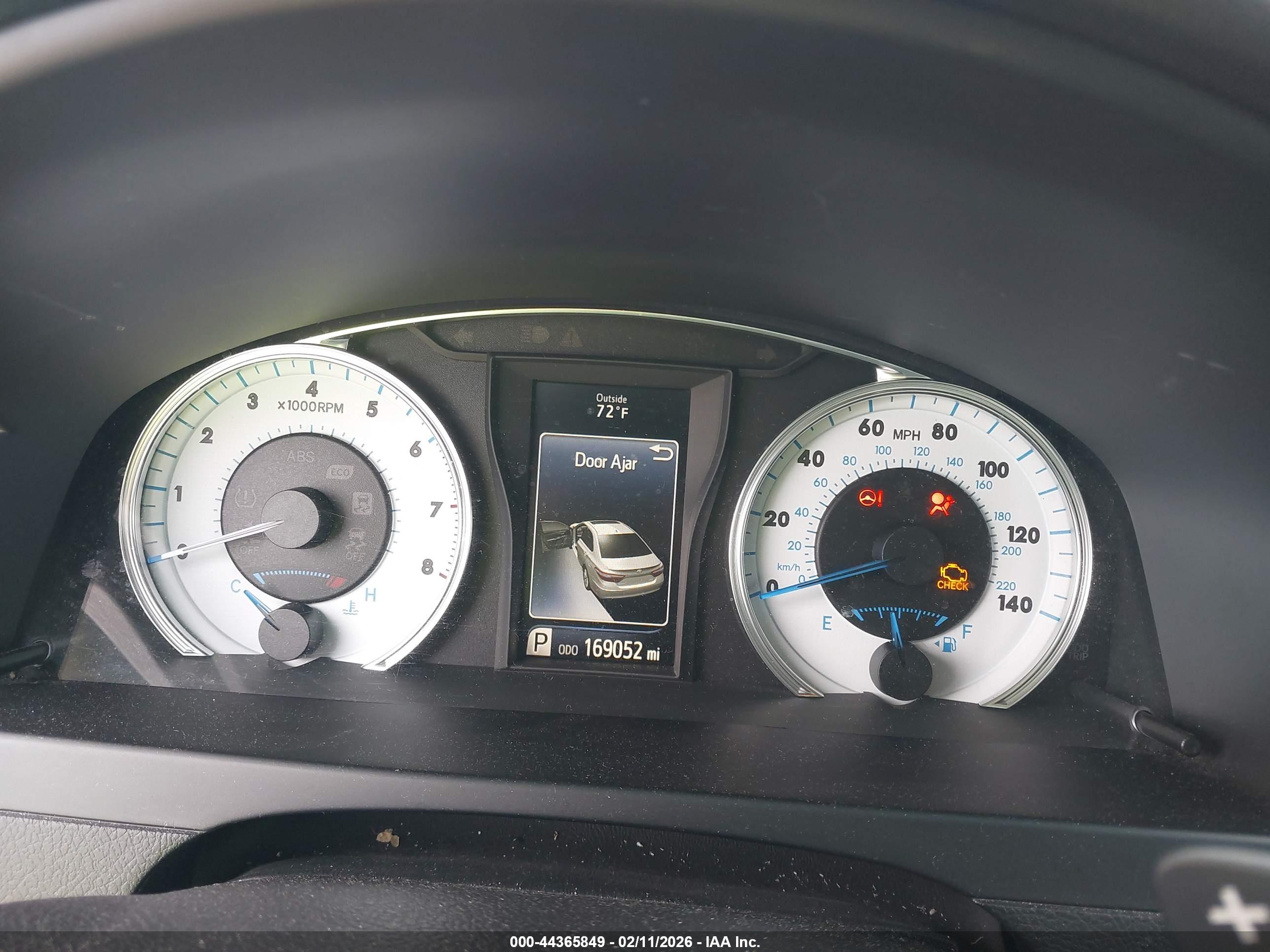 TOYOTA CAMRY image 7