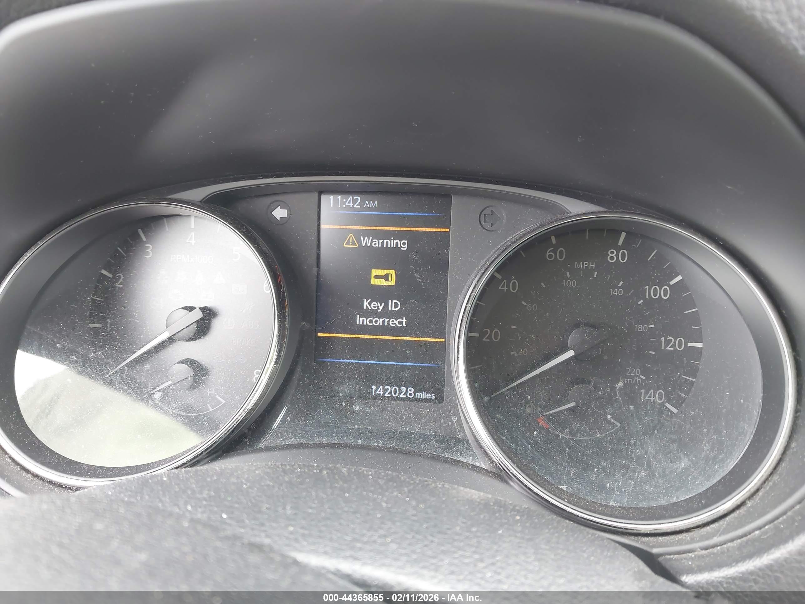 NISSAN ROGUE image 7