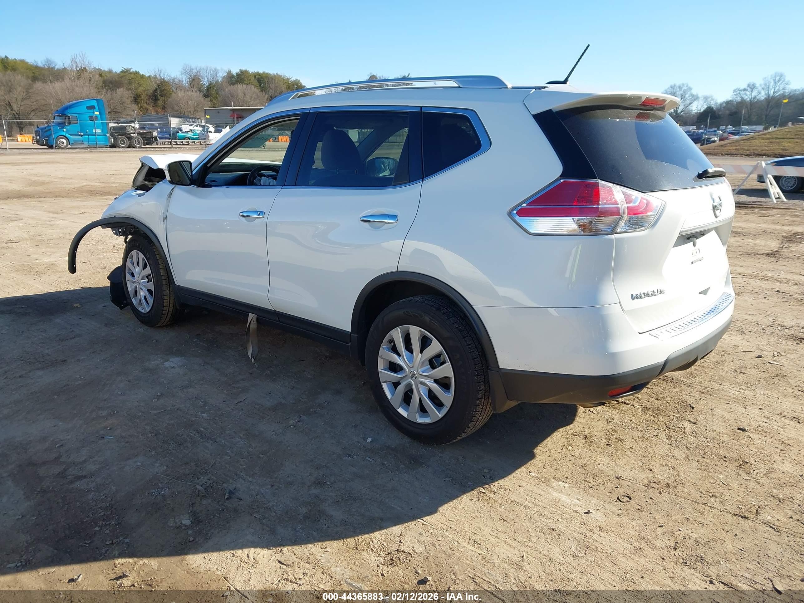 NISSAN ROGUE image 3