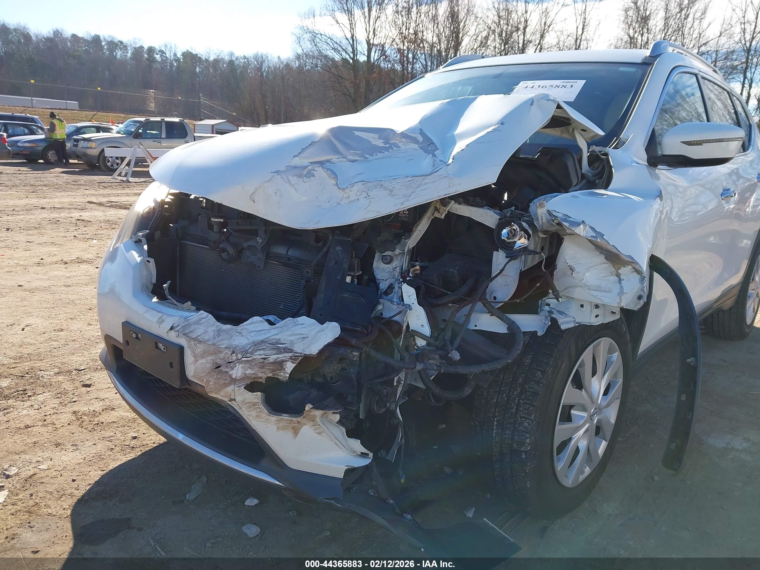 NISSAN ROGUE image 6
