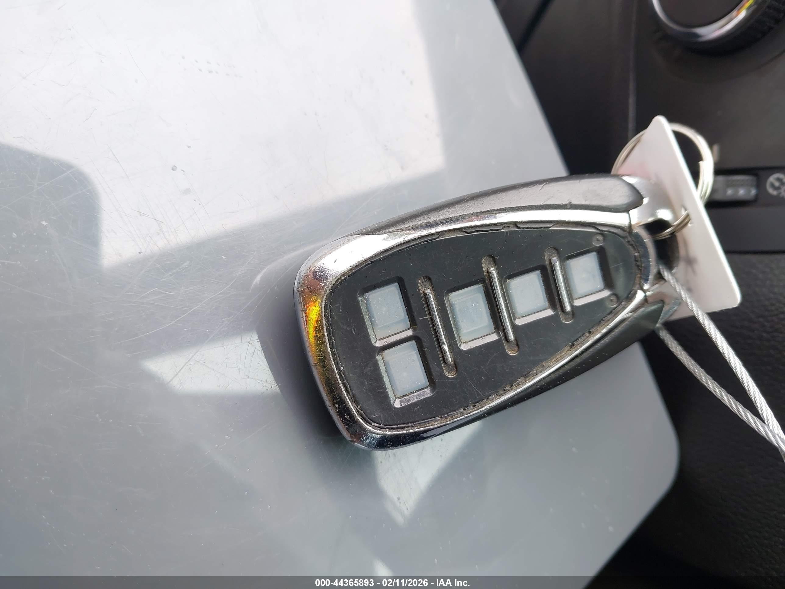 CHEVROLET CRUZE image 11