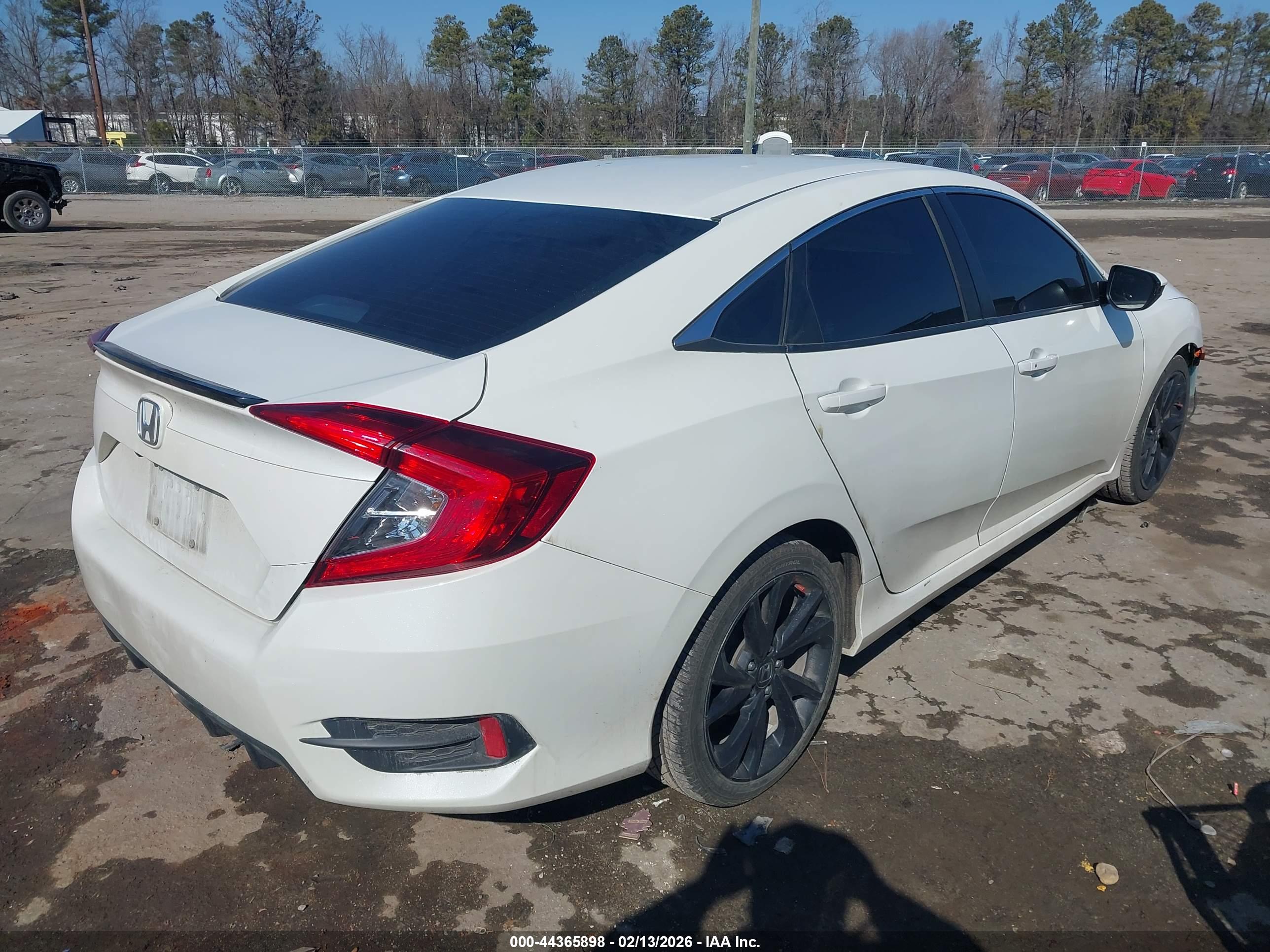 HONDA CIVIC image 4