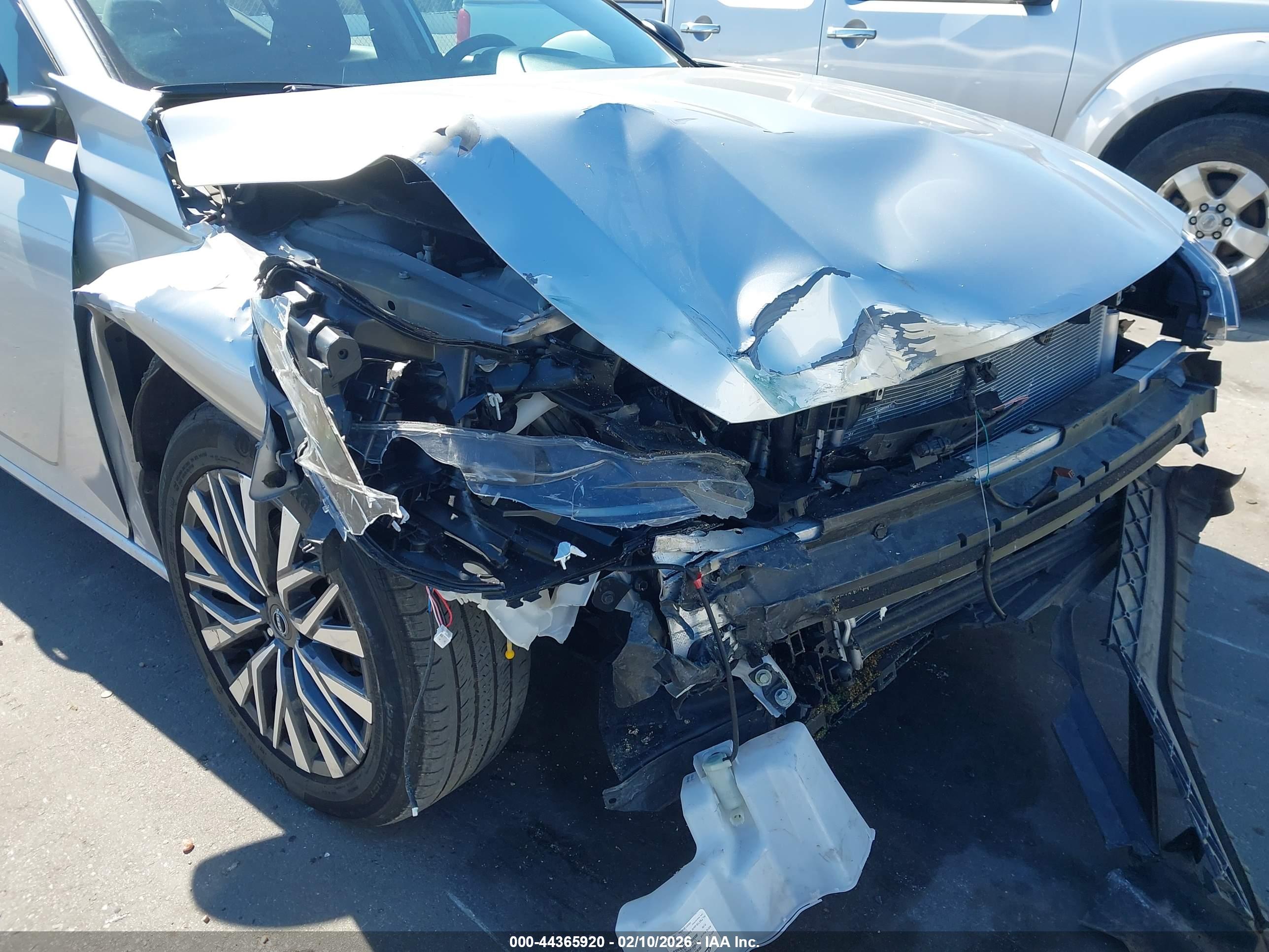 NISSAN ALTIMA image 6
