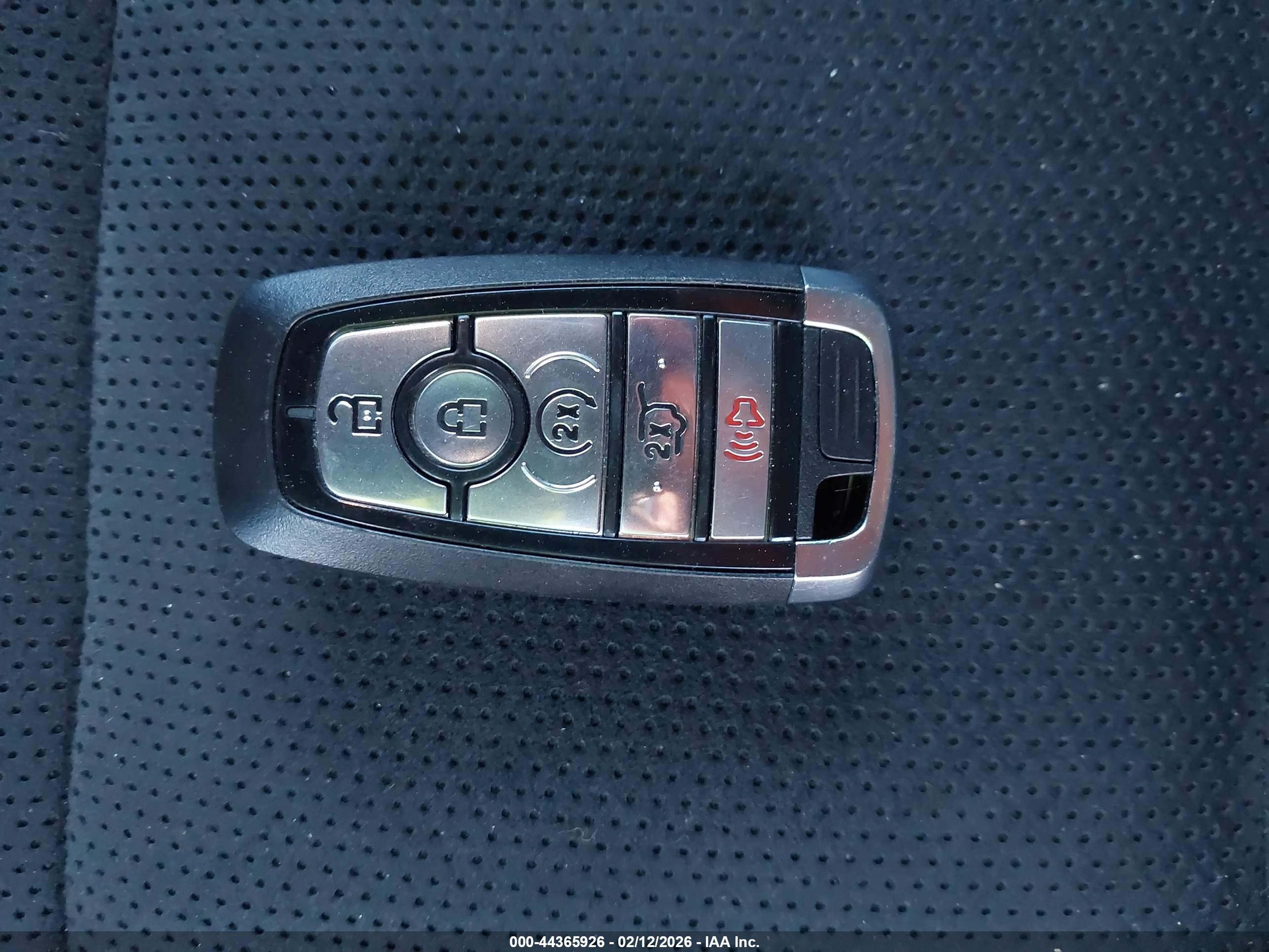 FORD EXPLORER image 11