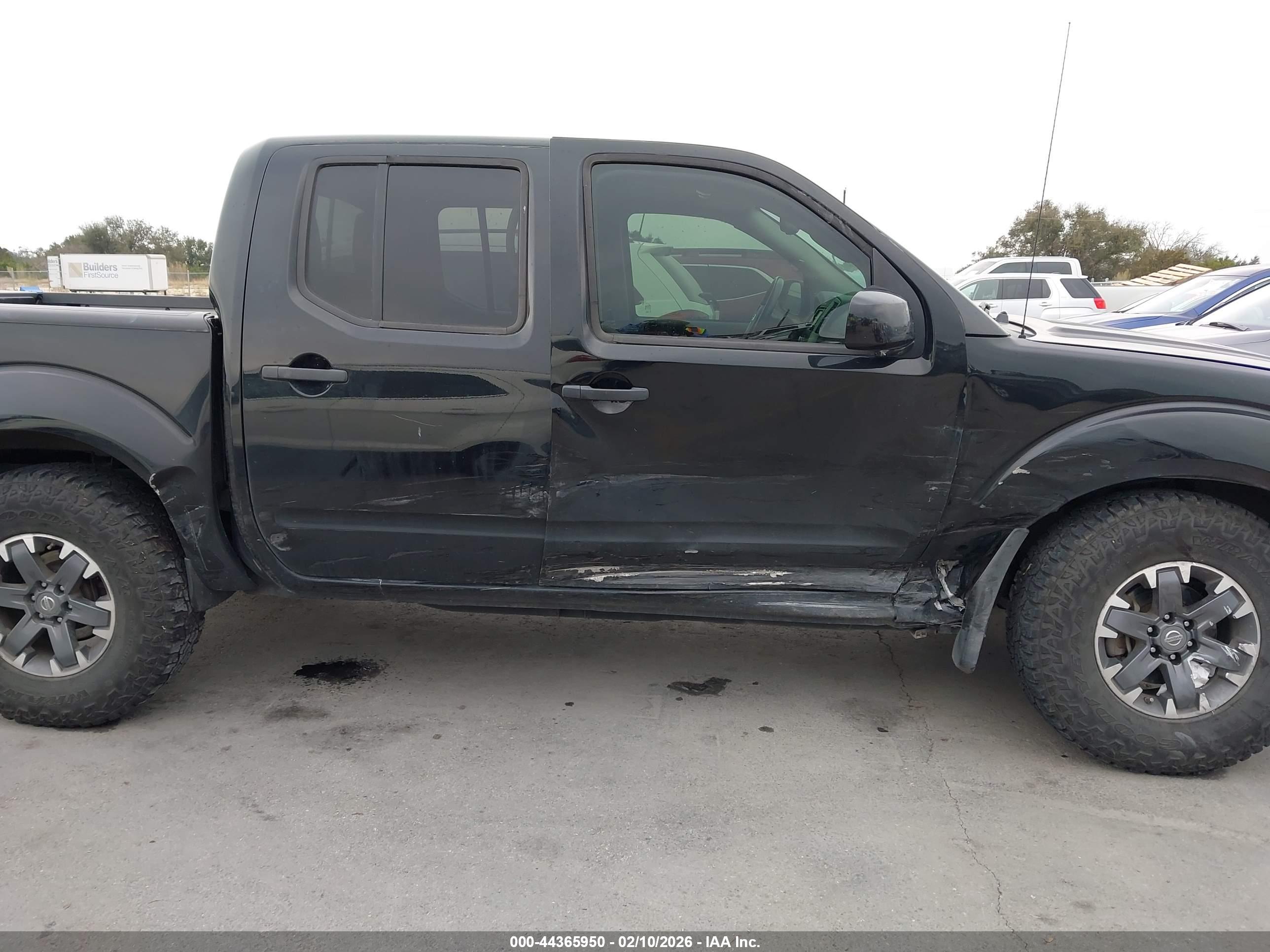 NISSAN FRONTIER image 6