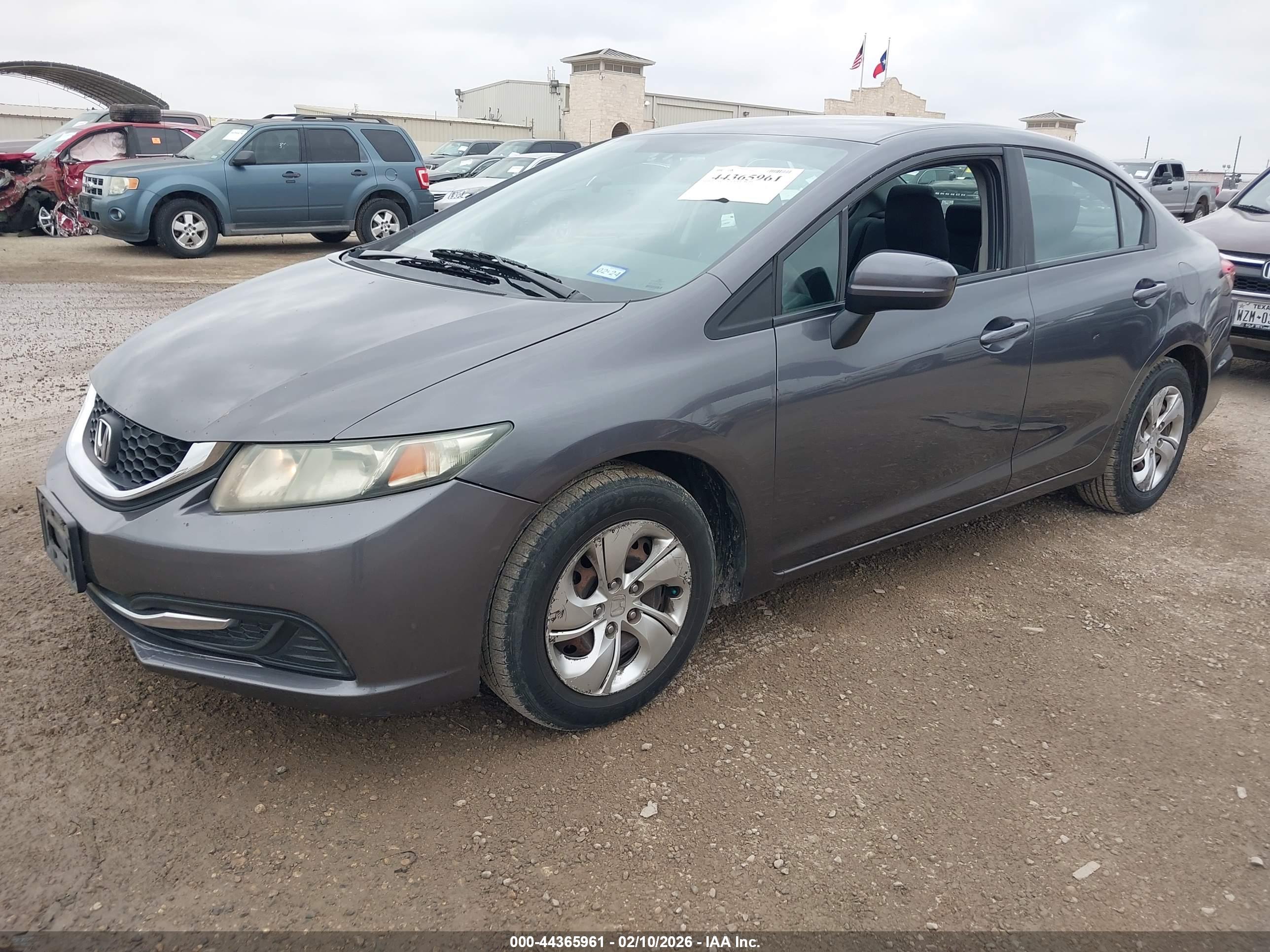 HONDA CIVIC image 2