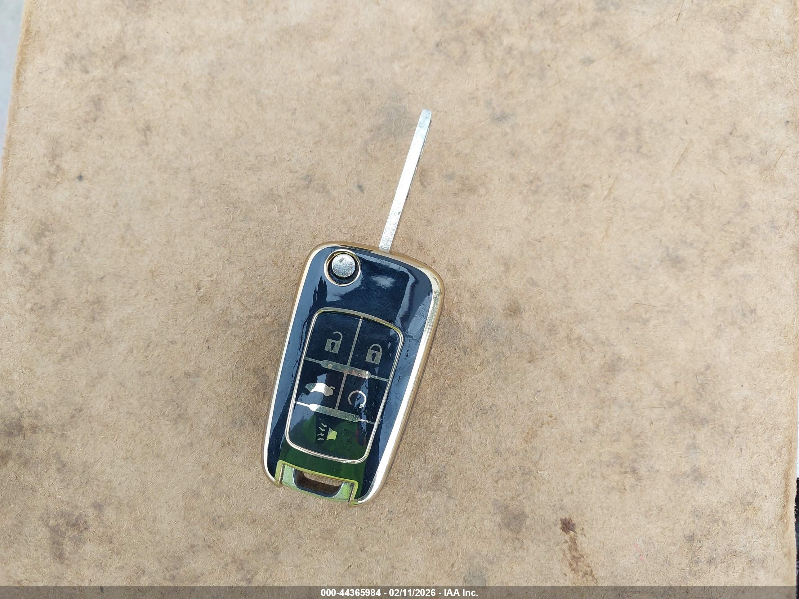 CHEVROLET EQUINOX image 11
