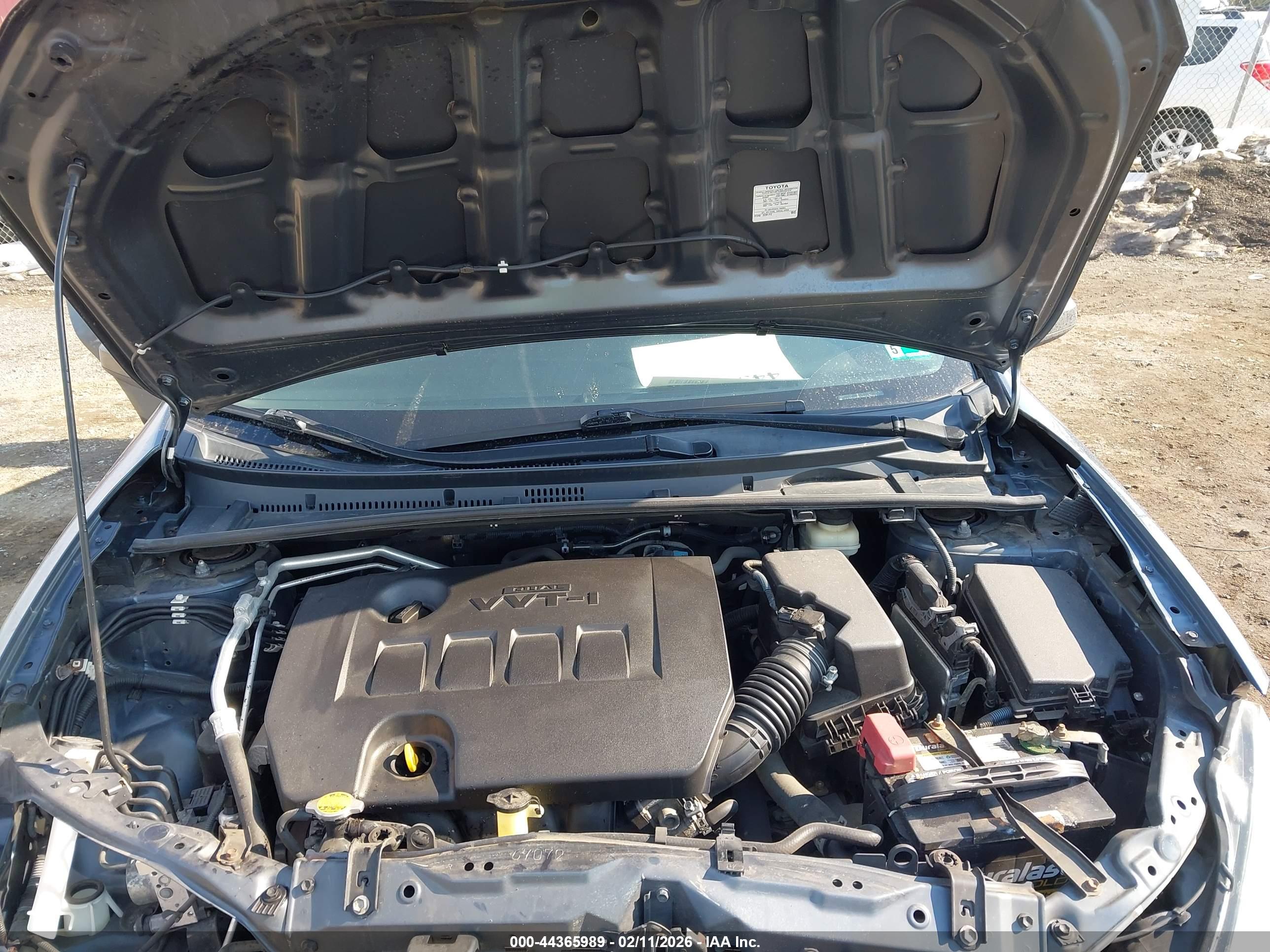 TOYOTA COROLLA image 10