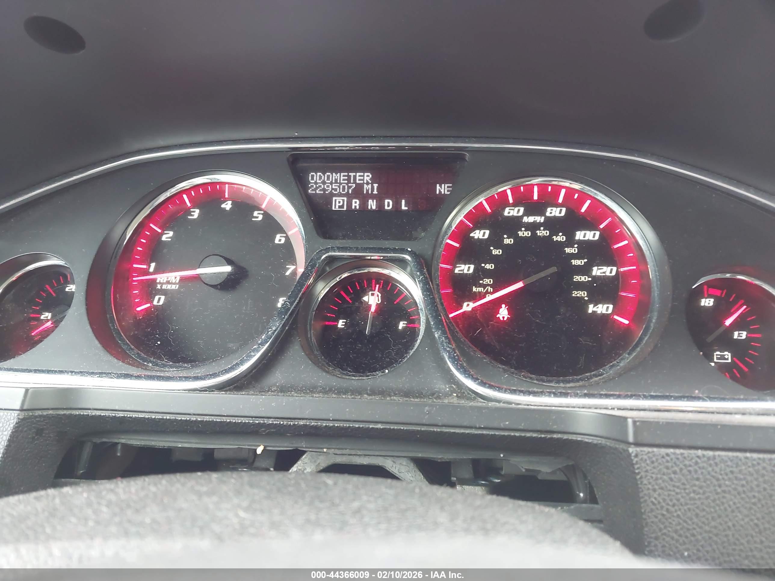 GMC ACADIA image 7