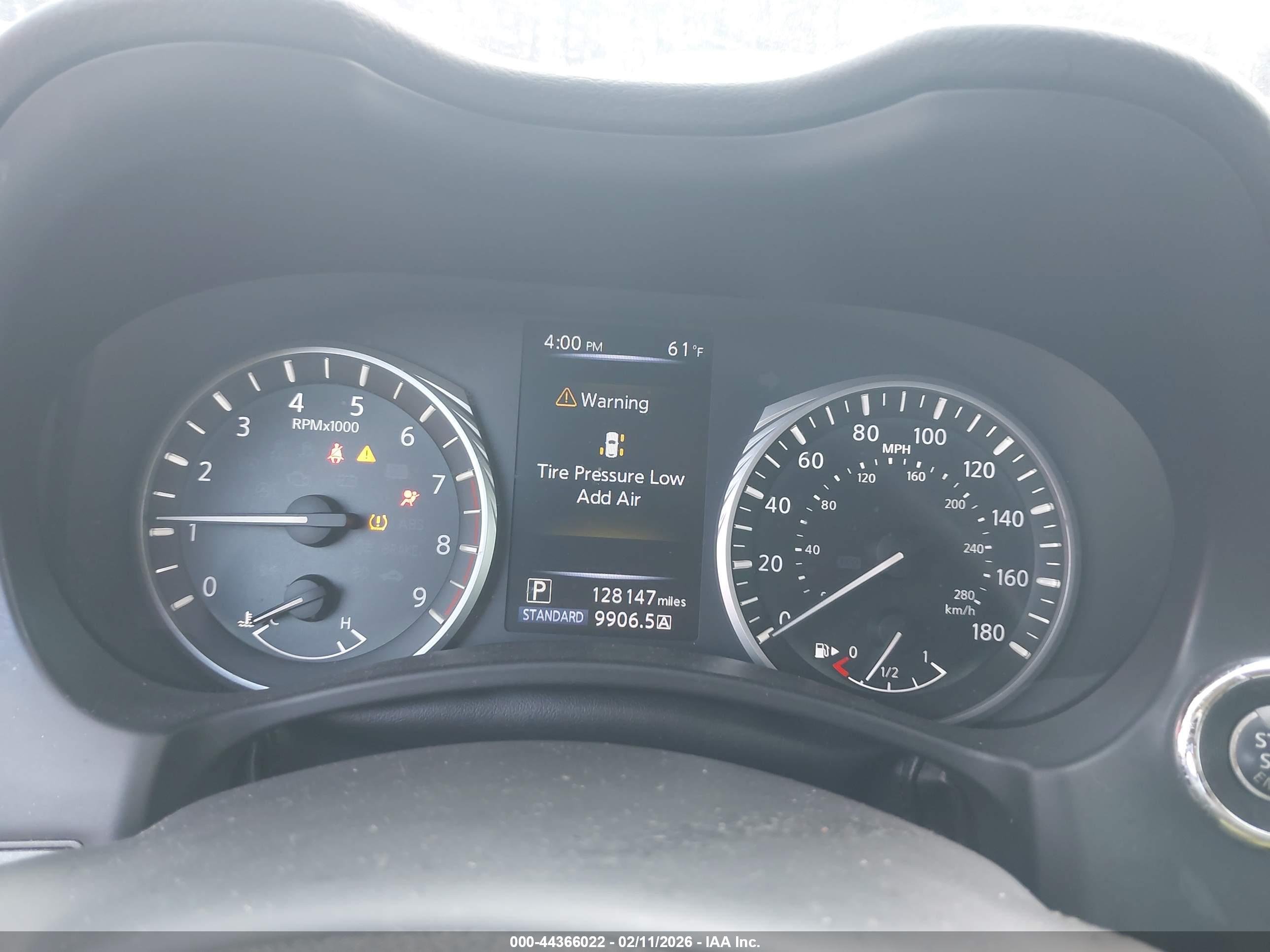 INFINITI Q50 image 7
