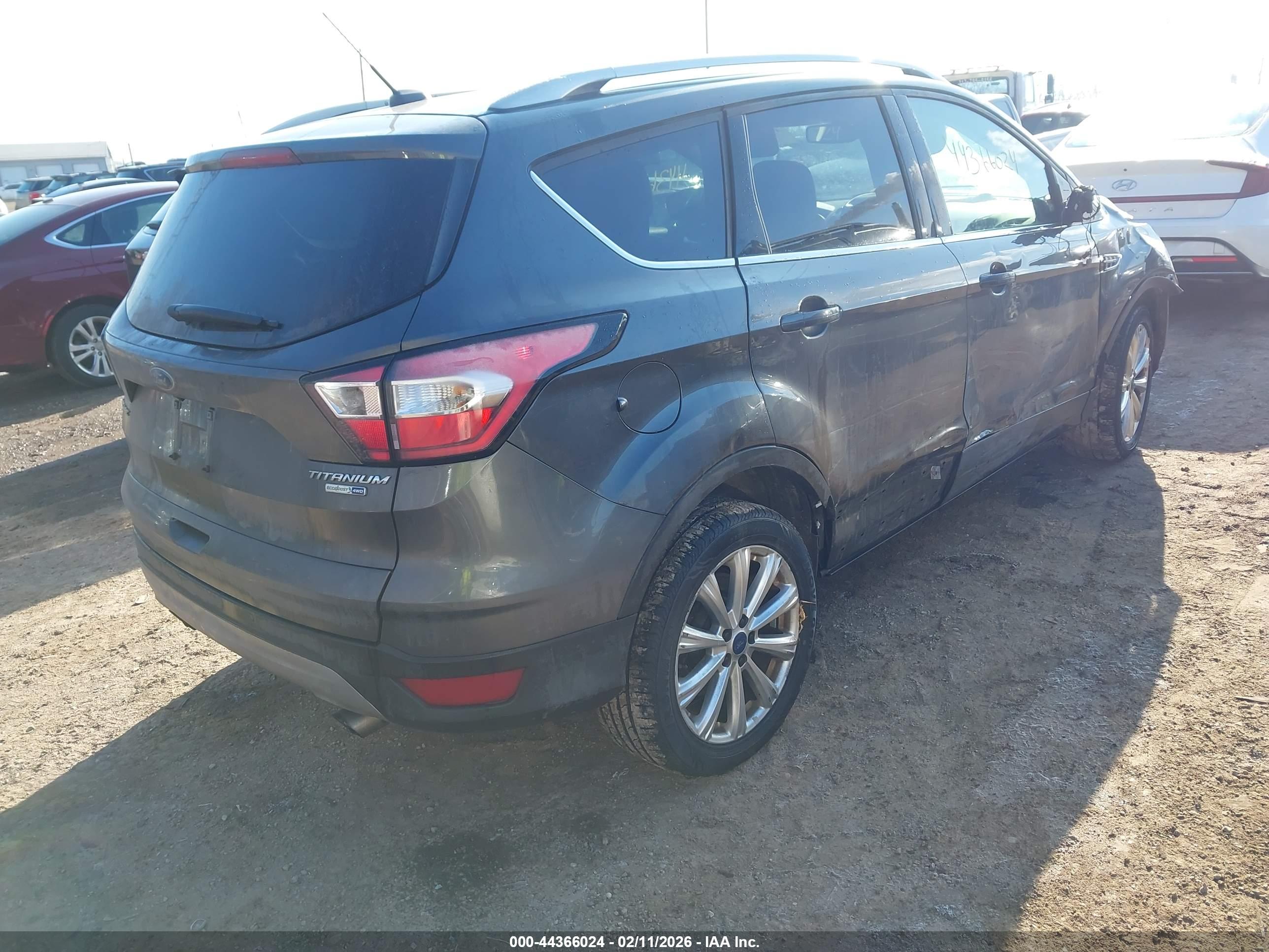 FORD ESCAPE image 4