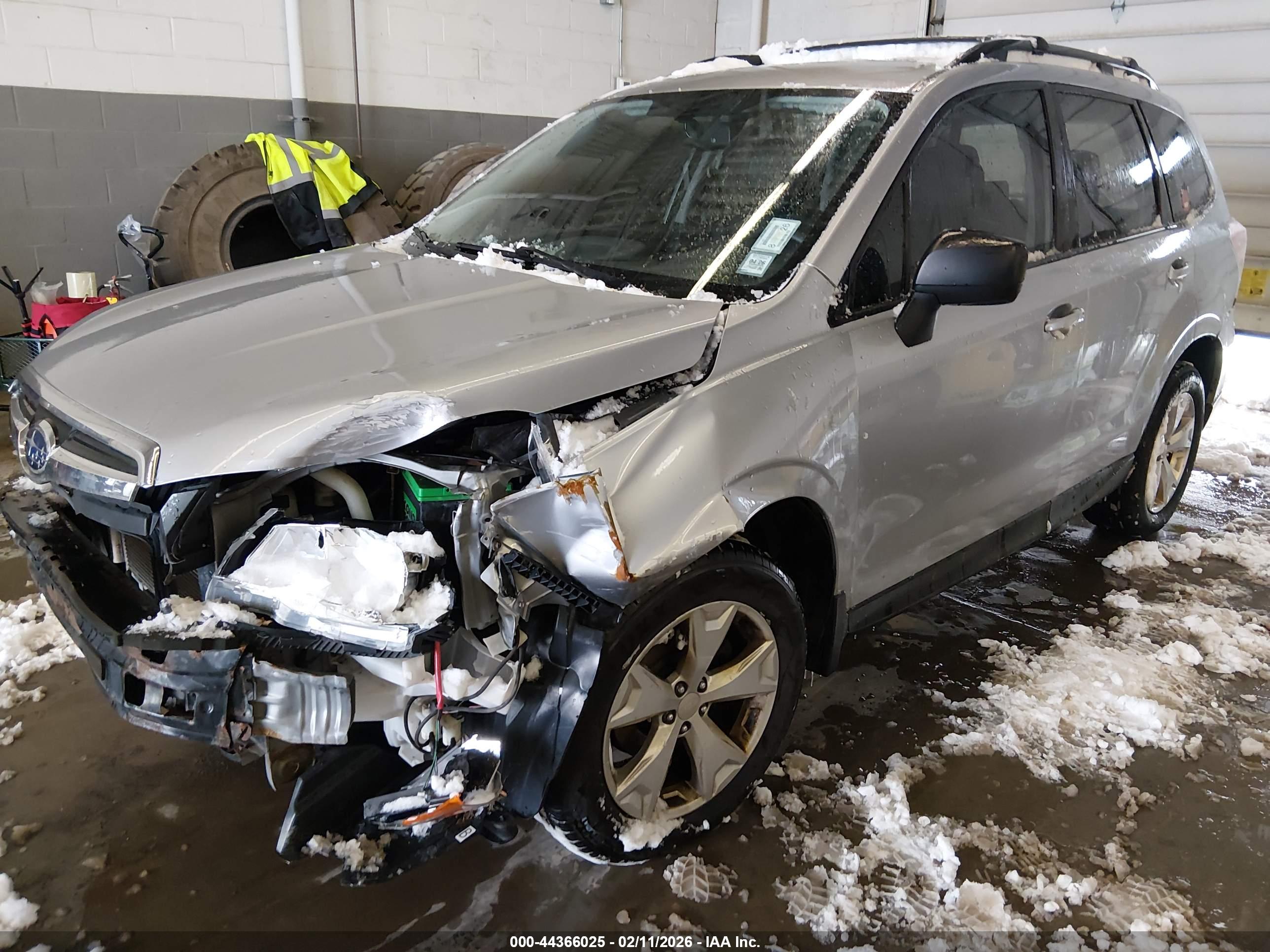 SUBARU FORESTER image 2