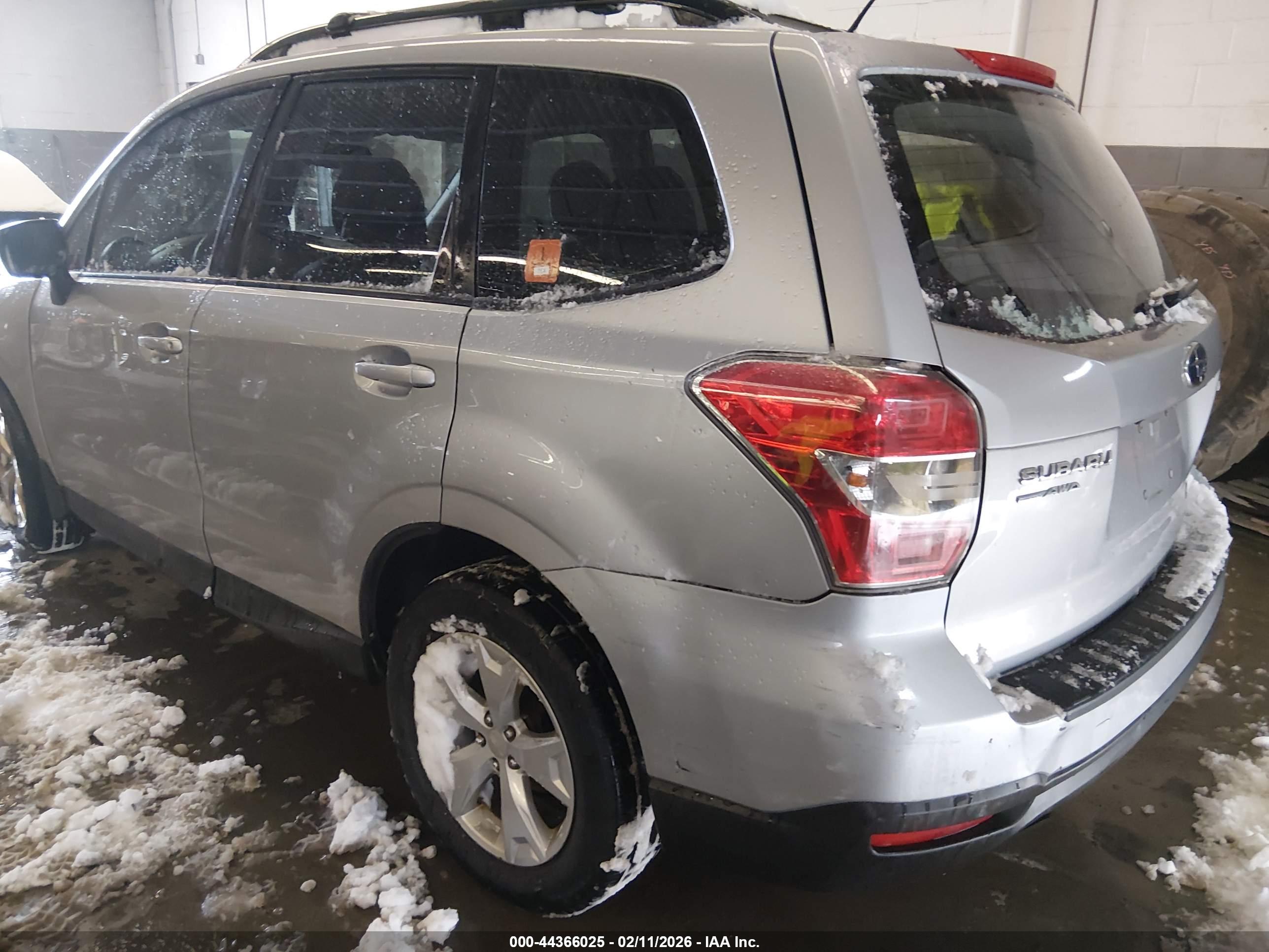 SUBARU FORESTER image 3