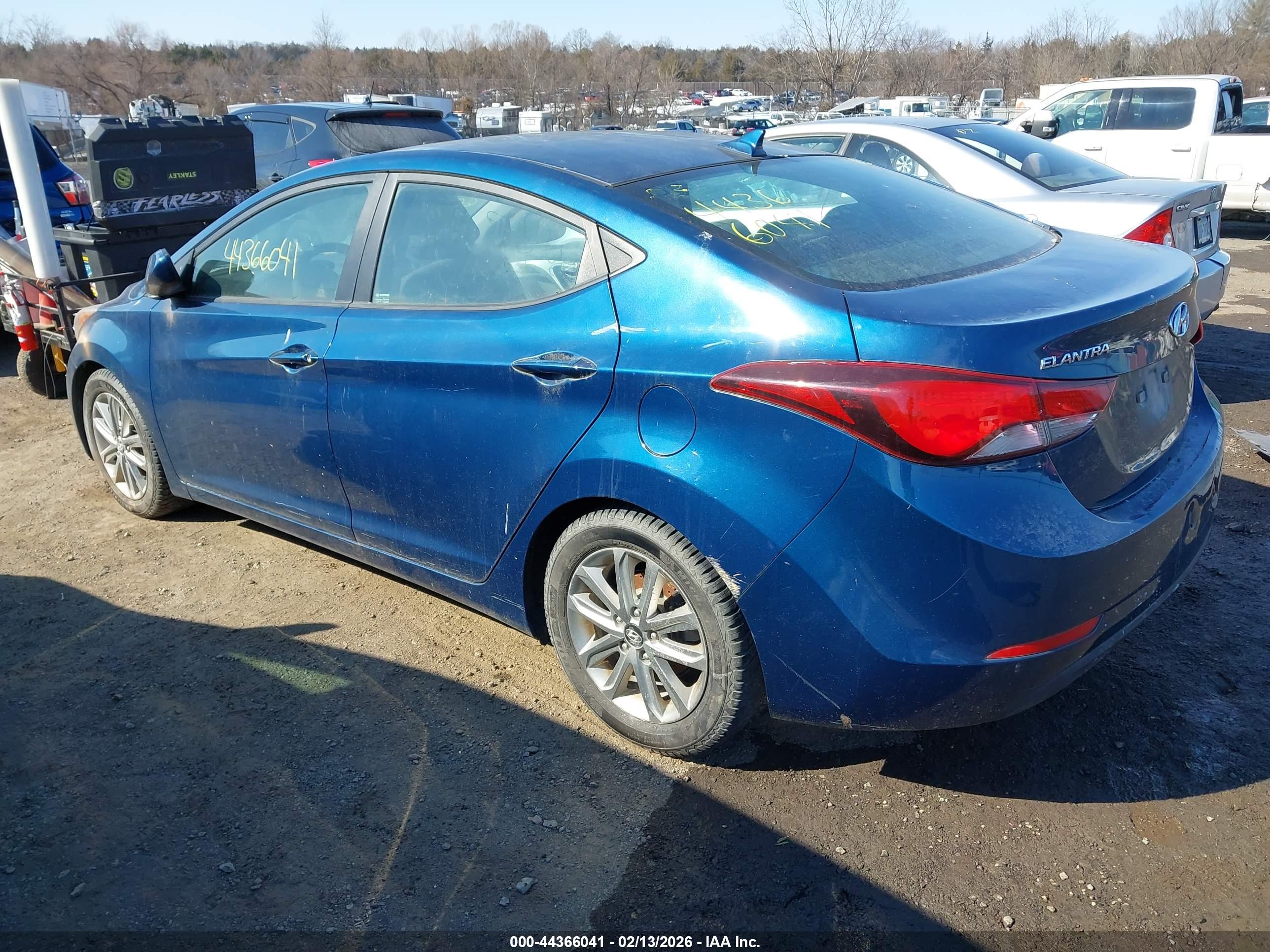 HYUNDAI ELANTRA image 3