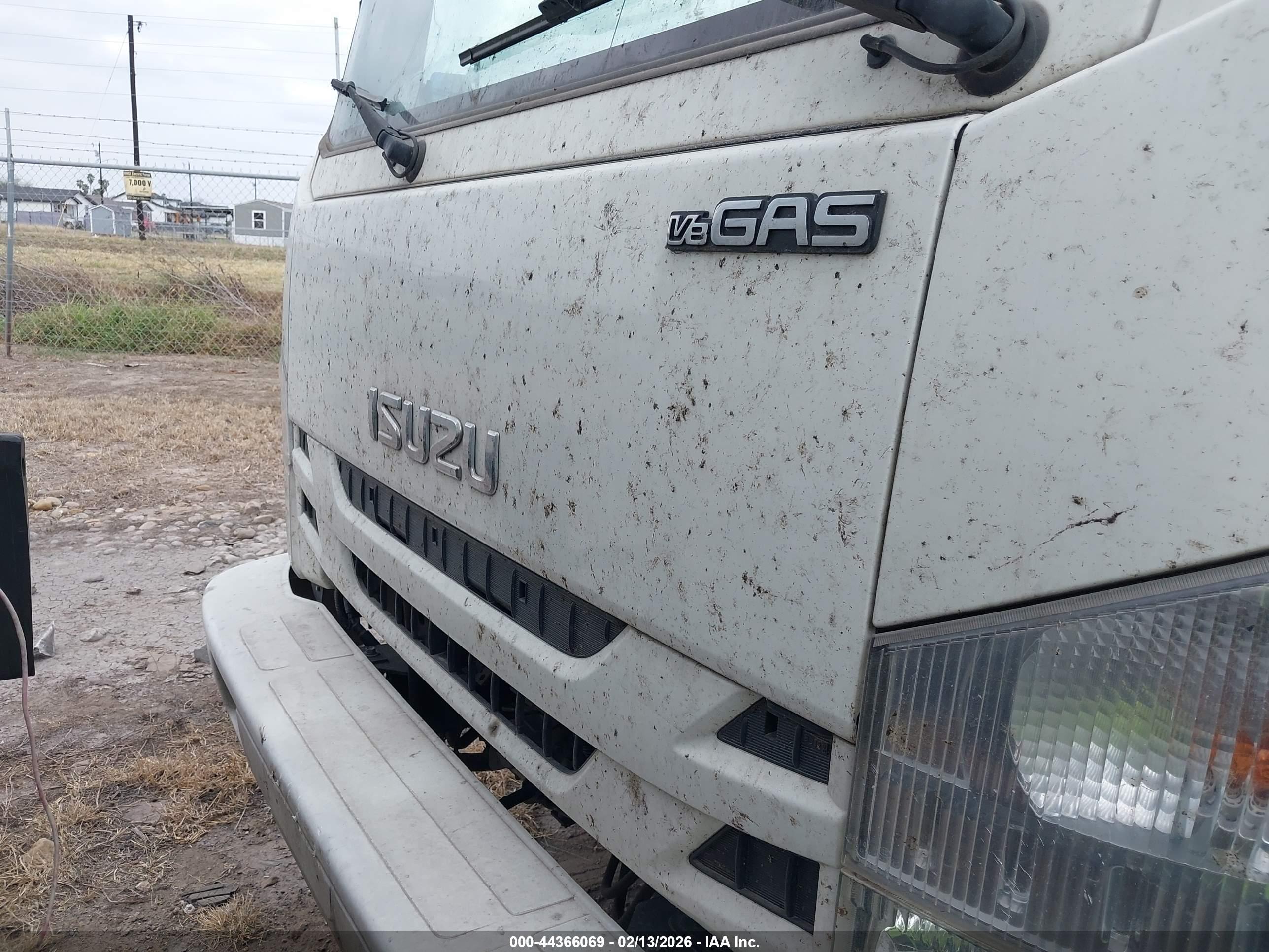 ISUZU NPR image 10