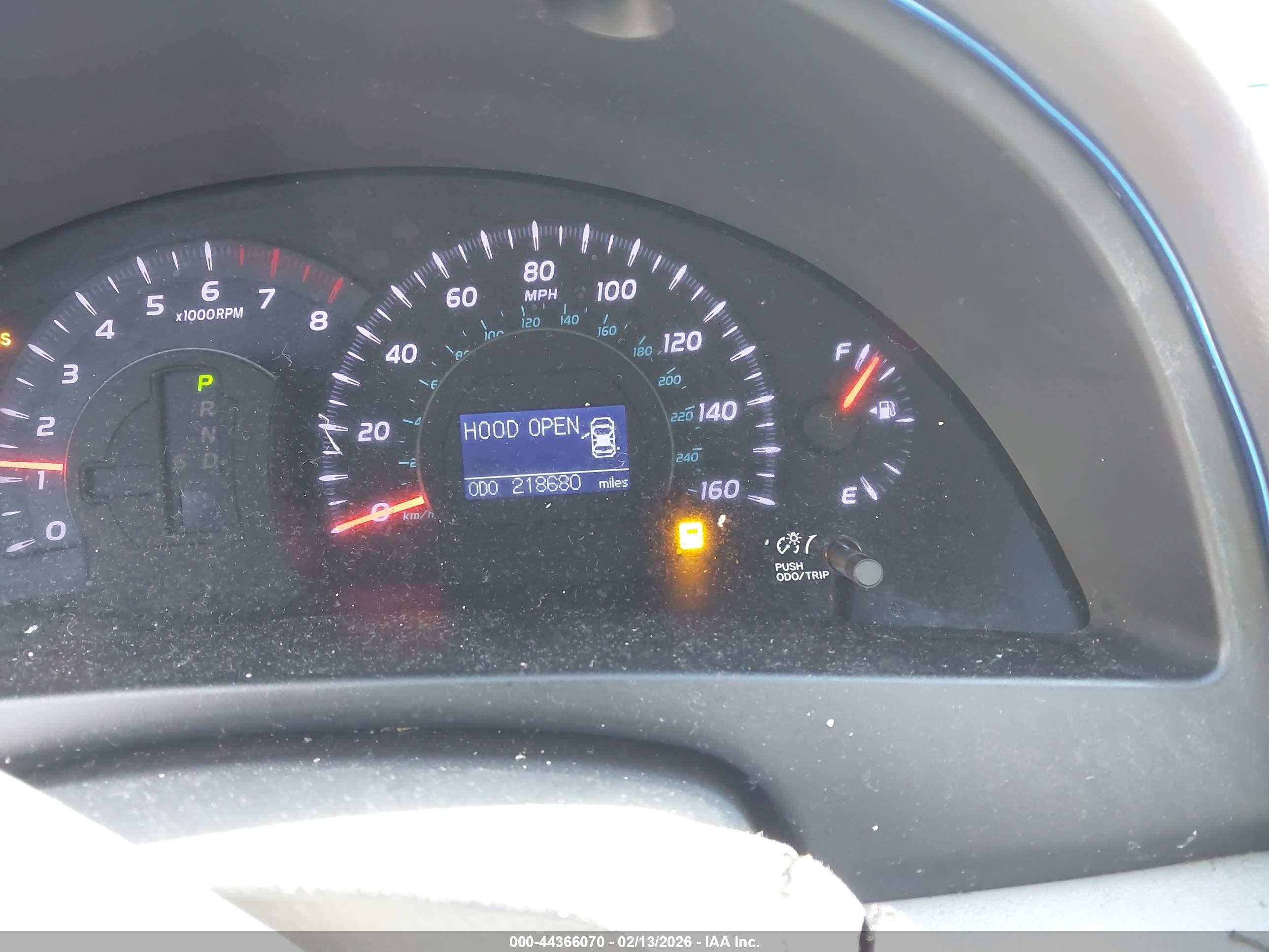 TOYOTA CAMRY image 7