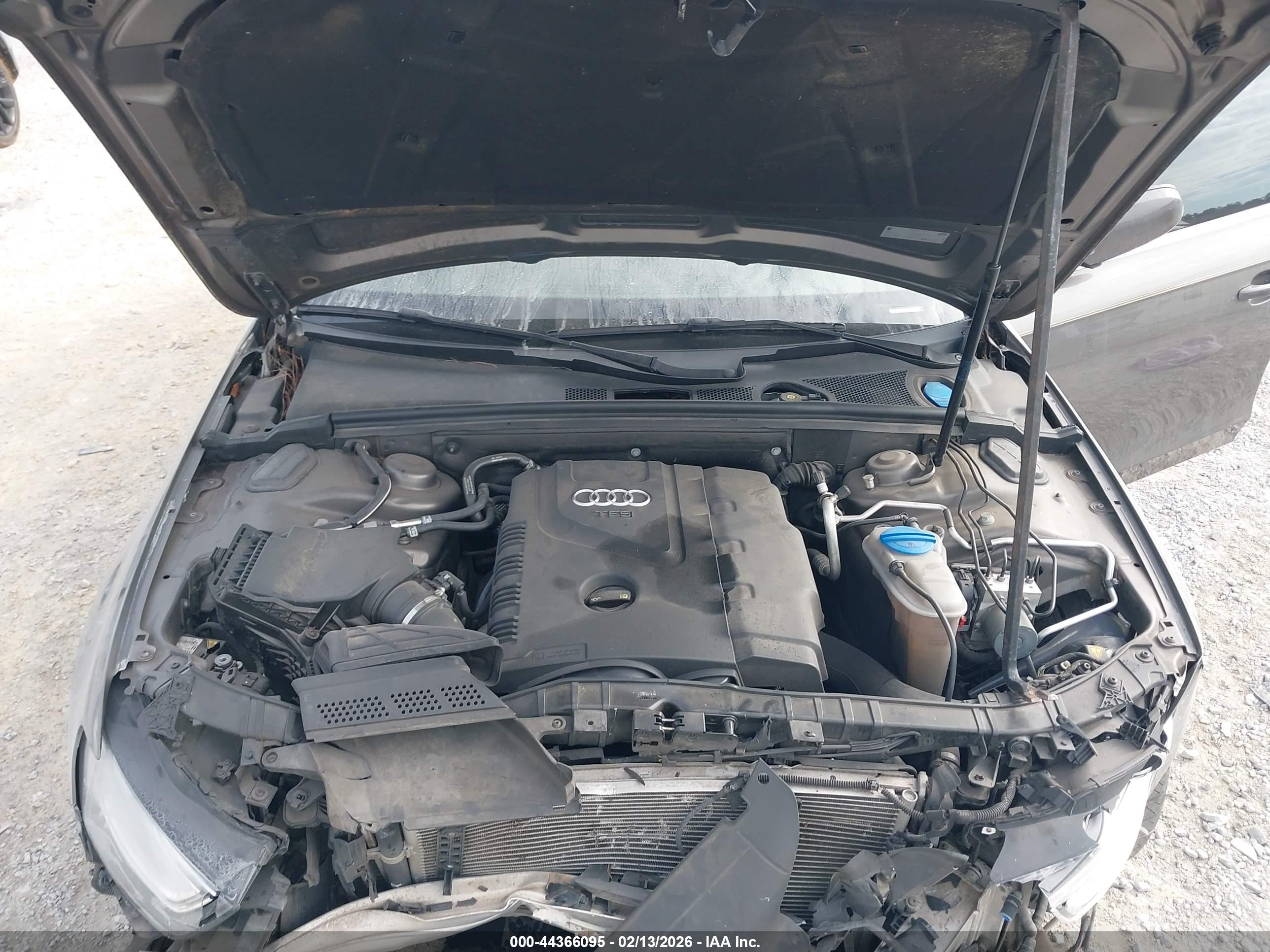 AUDI A4 image 10