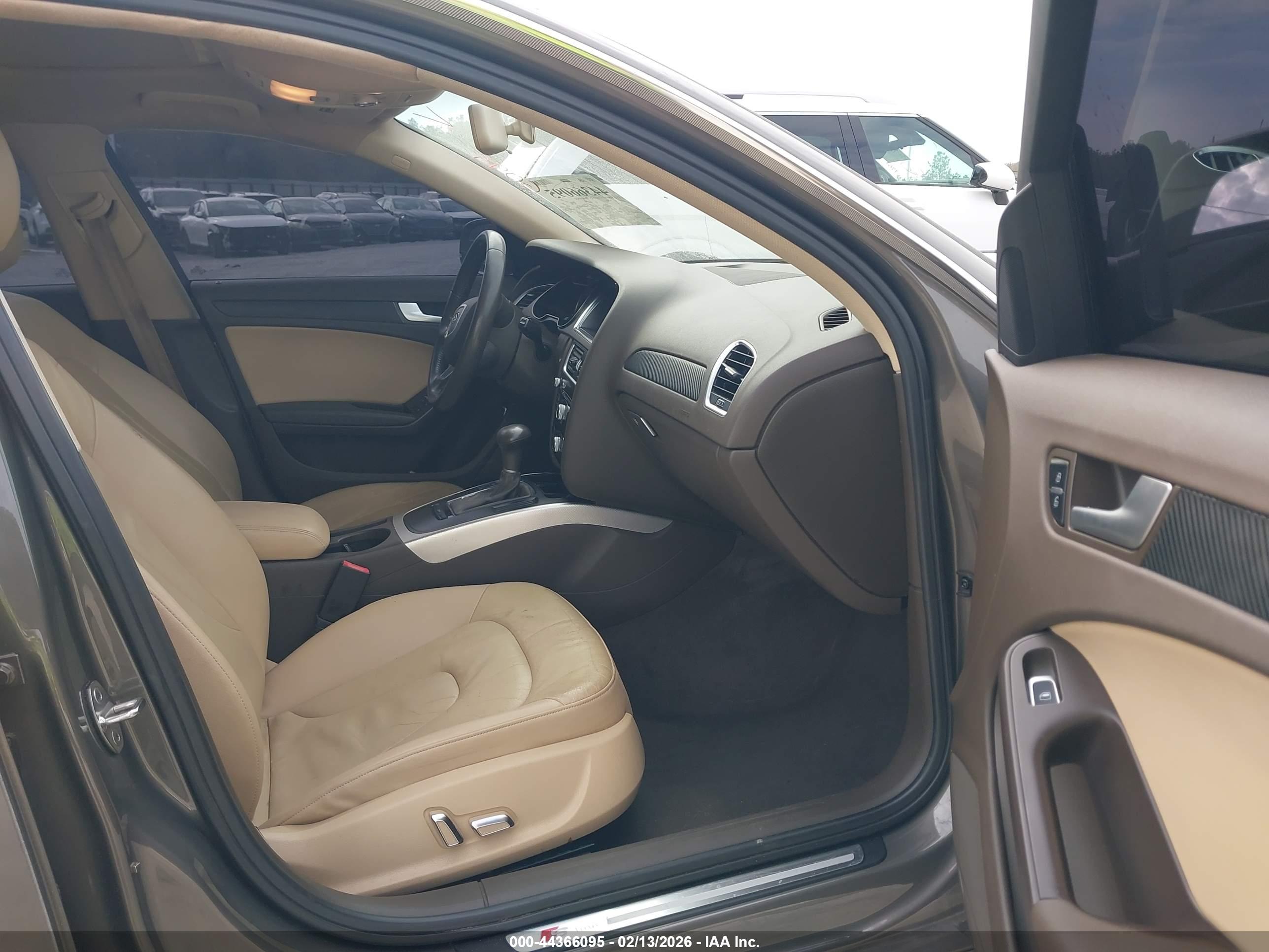 AUDI A4 image 5
