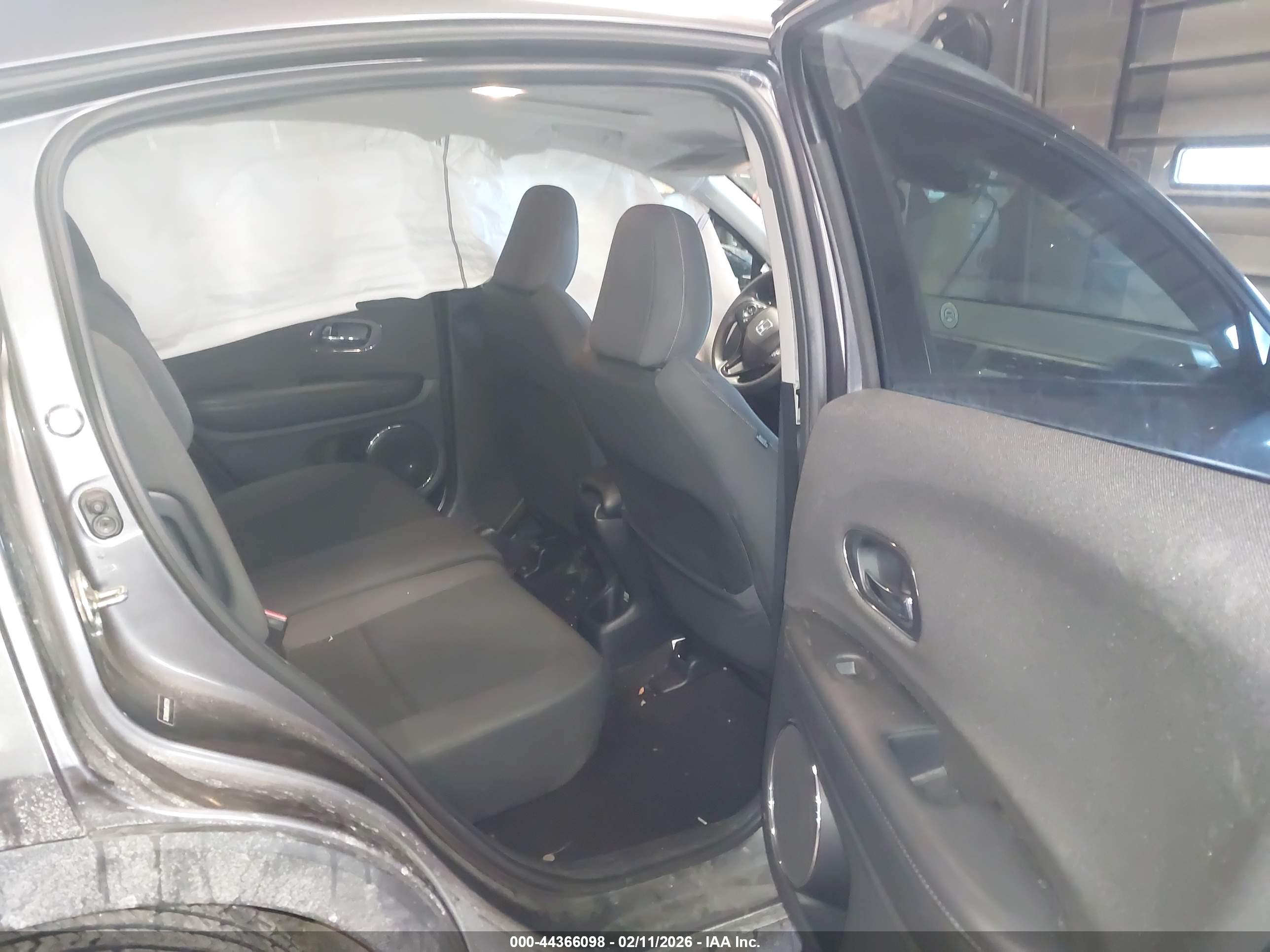 HONDA HR-V image 8