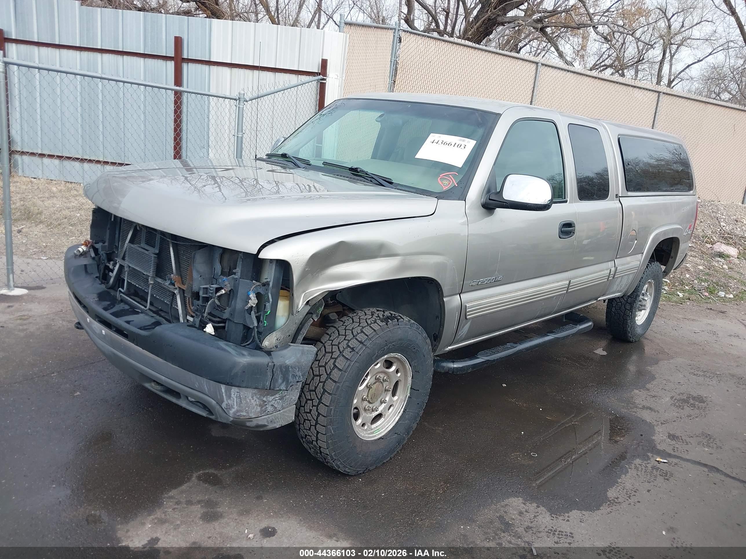 CHEVROLET SILVERADO image 2