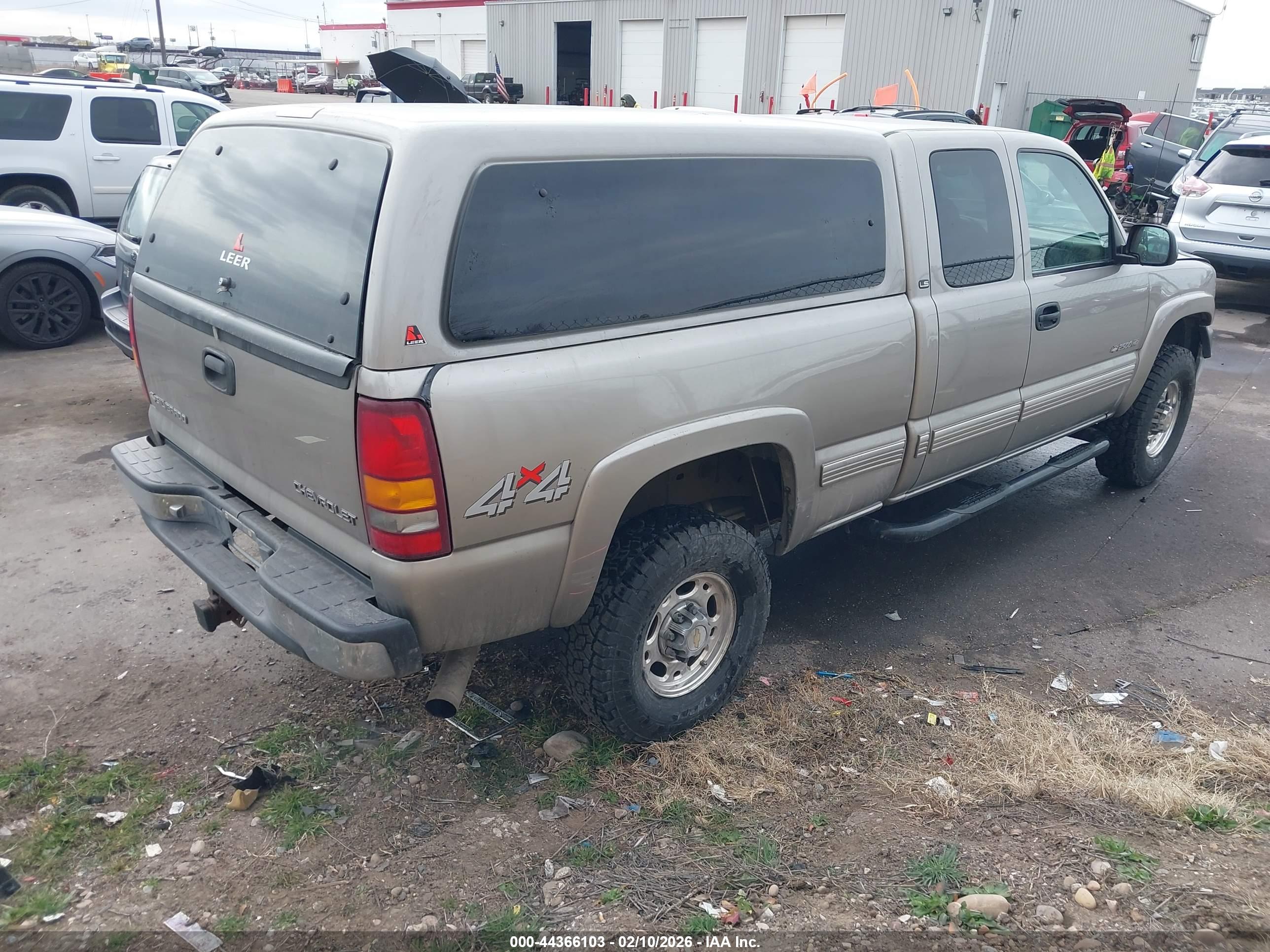 CHEVROLET SILVERADO image 4