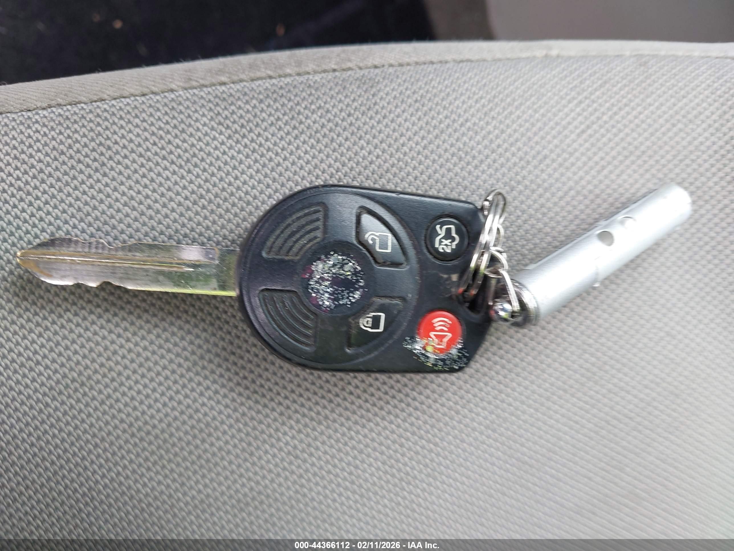 FORD ESCAPE image 11