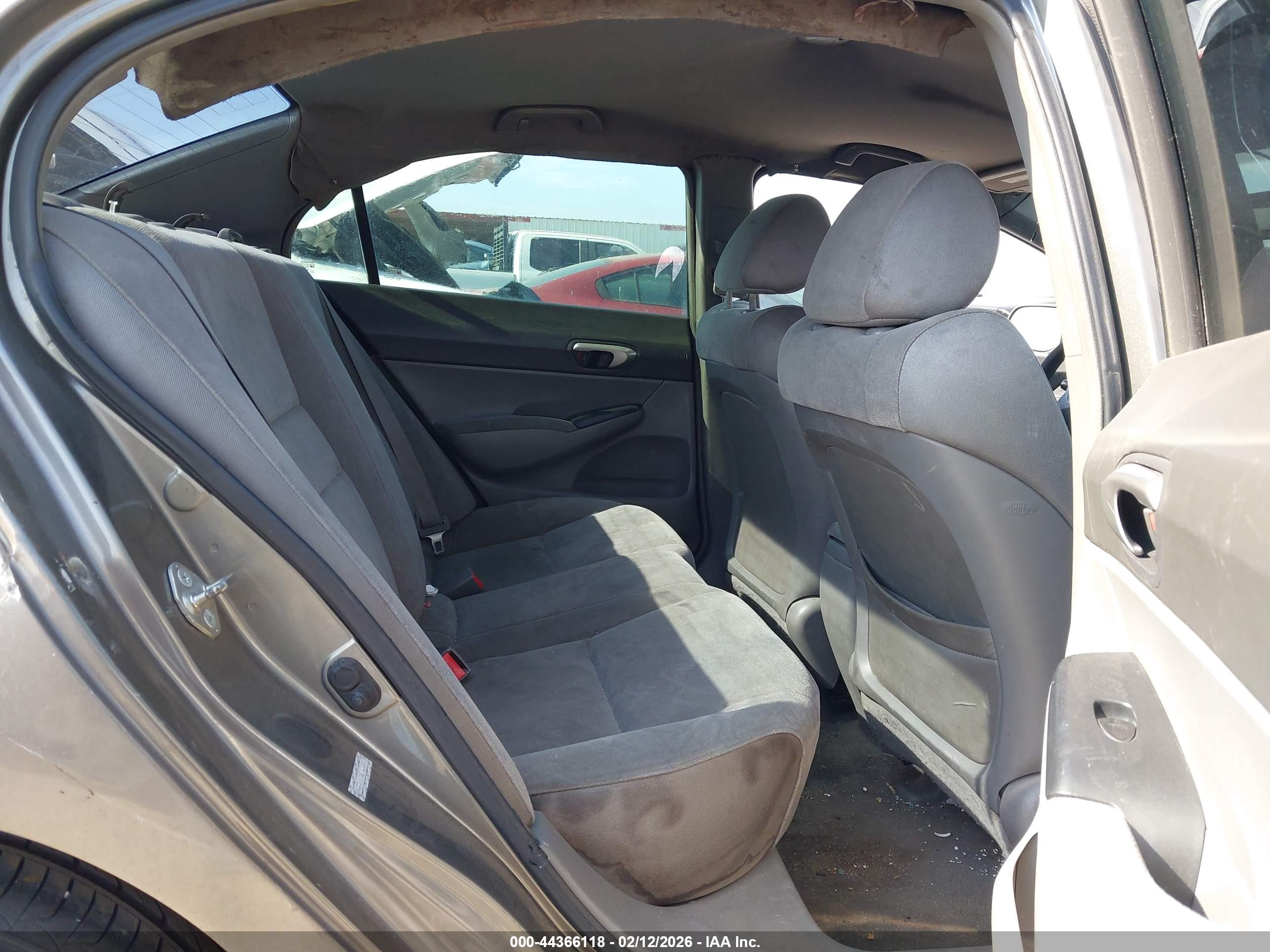 HONDA CIVIC image 8