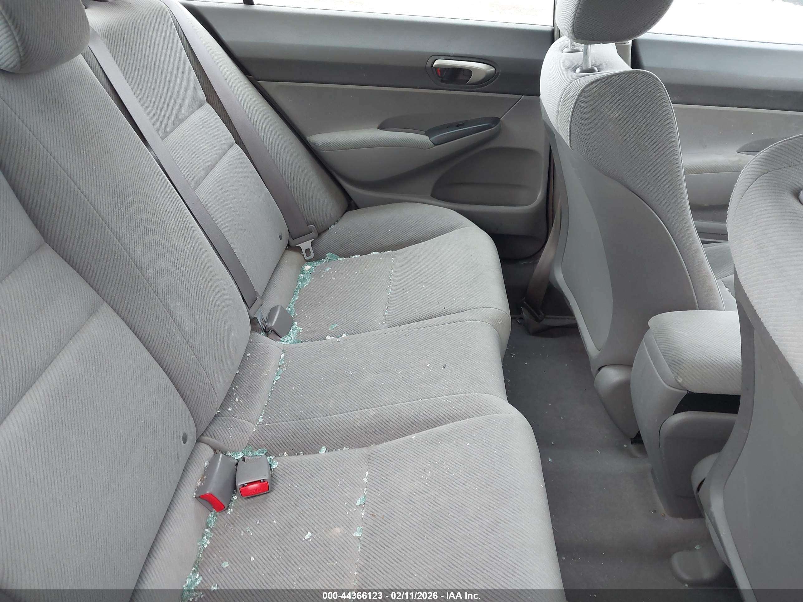 HONDA CIVIC image 8