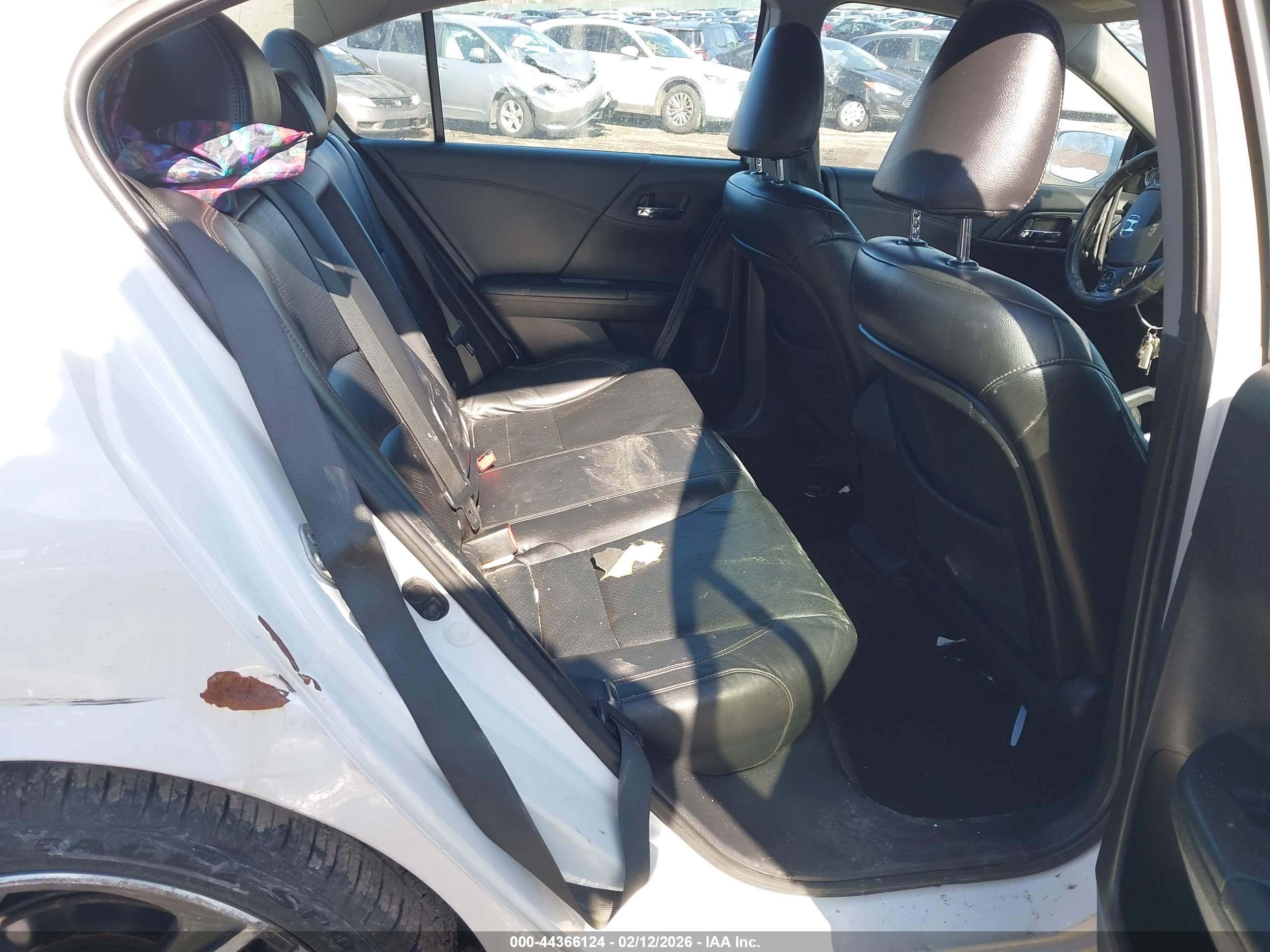 HONDA ACCORD image 8