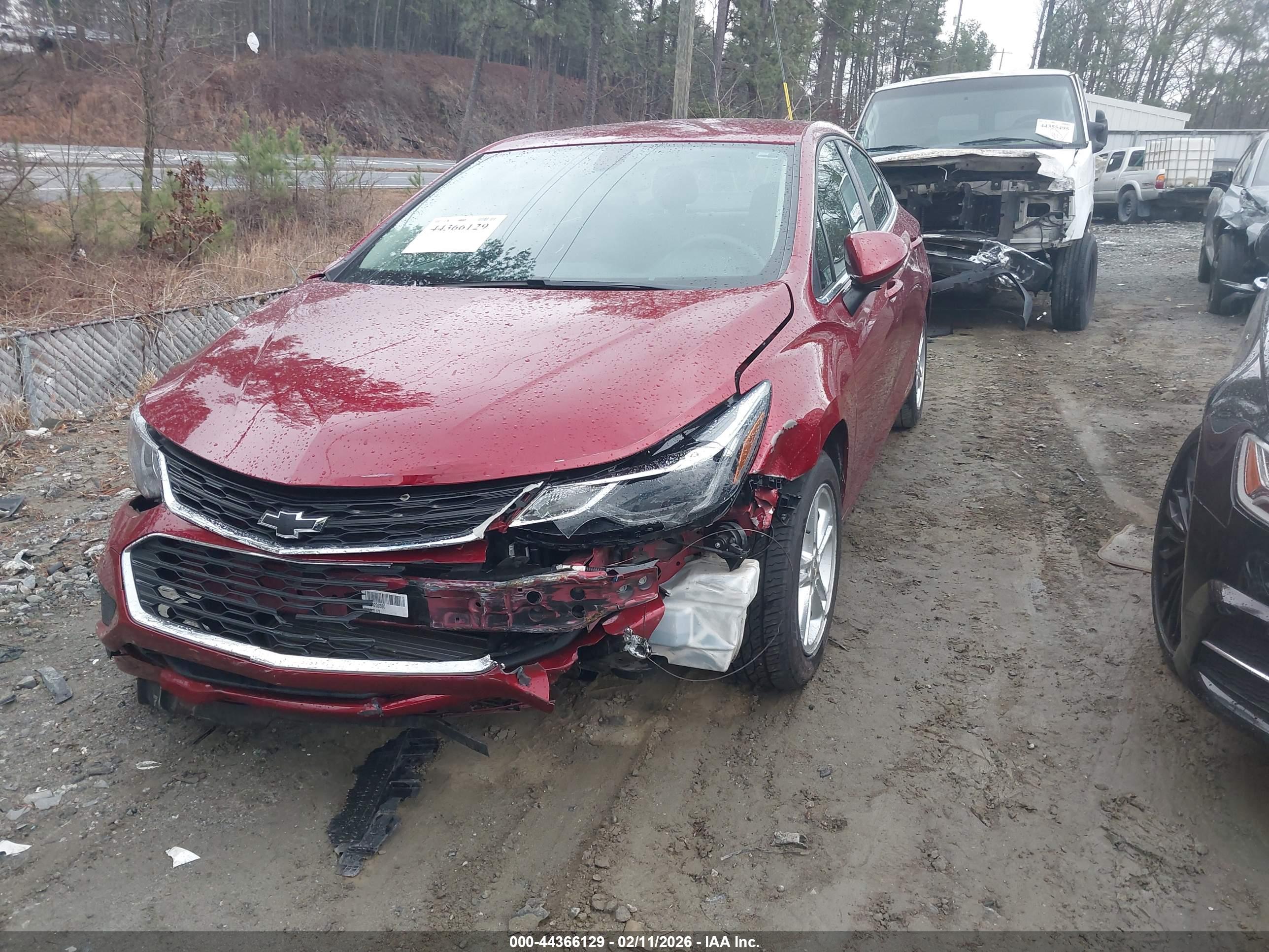 CHEVROLET CRUZE image 2