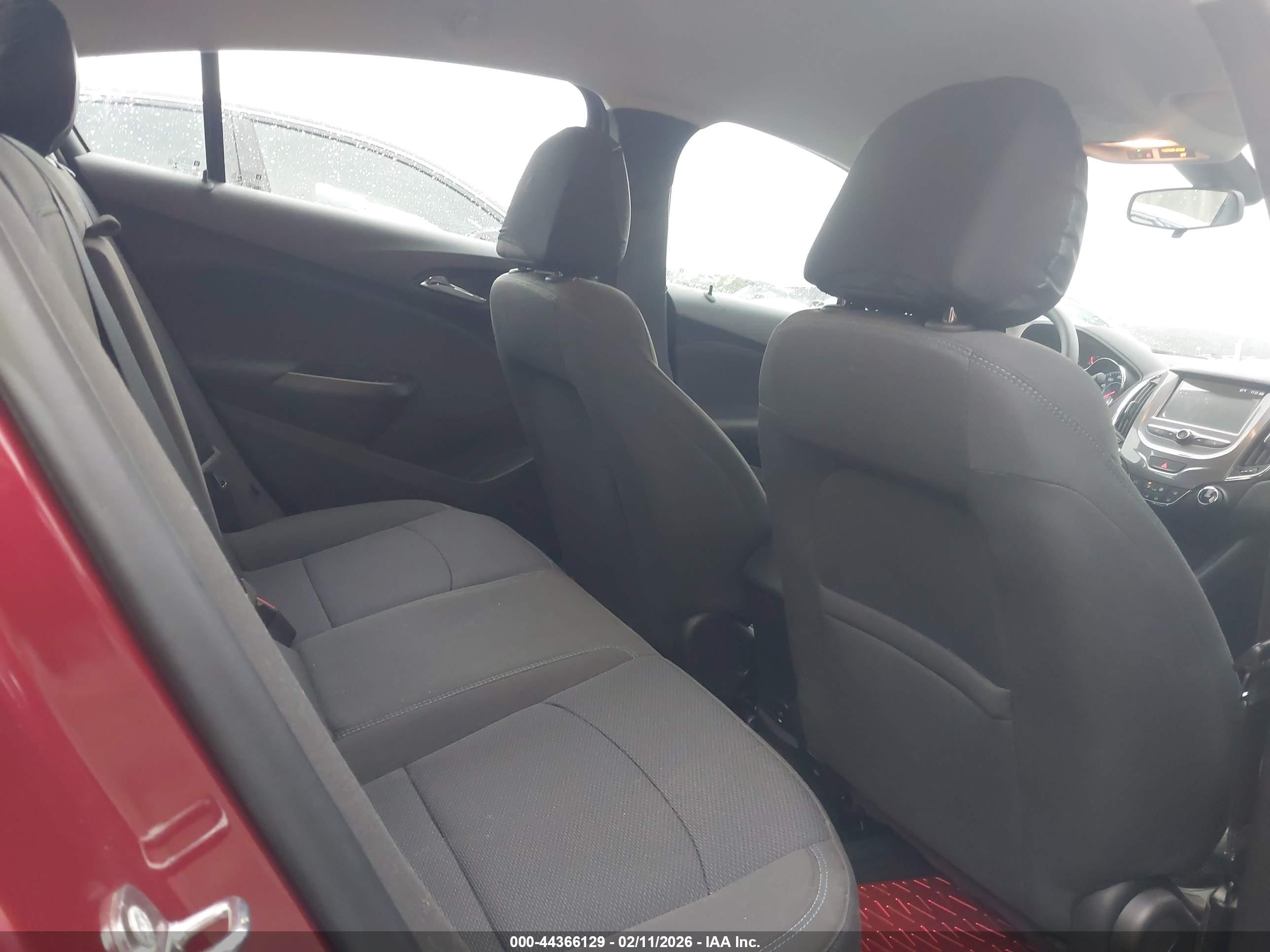CHEVROLET CRUZE image 8