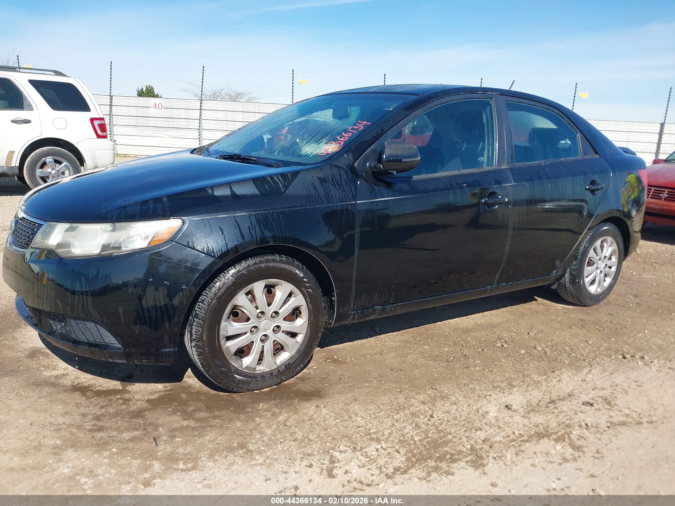 KIA FORTE image 2